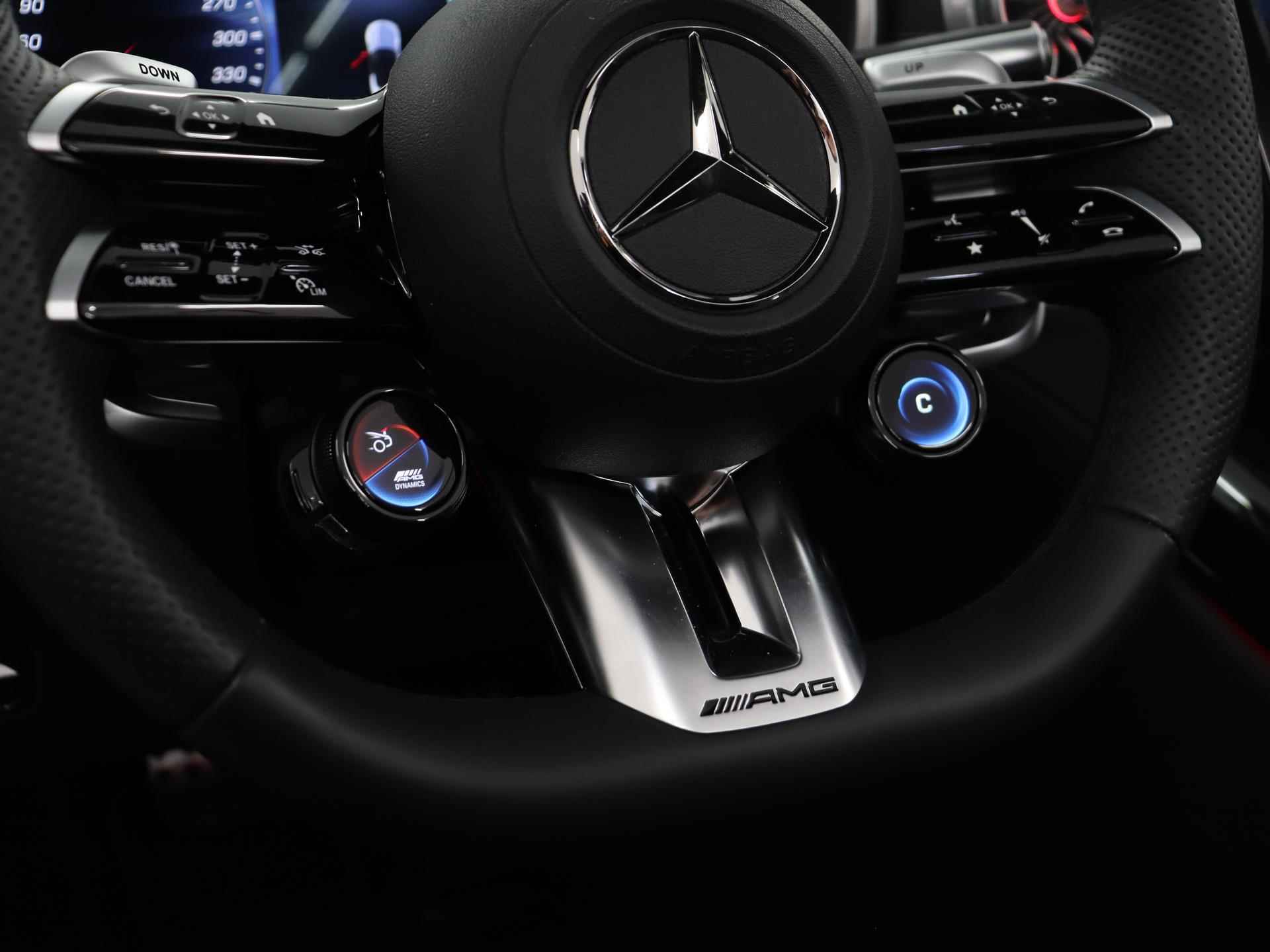 Mercedes-Benz SL-klasse 63 Roadster 4MATIC+ | AMG Nightpakket II | AMG Dynamic Plus | Rij-assistentiepakket | Microvezel Hemel | Lift | Stoelventilatie | Head-up display | Multicontourstoelen | - 31/61