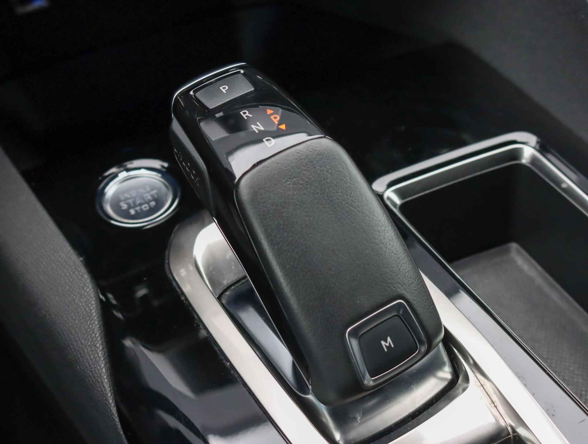 Peugeot 3008 SUV 1.6 180pk Automaat GT-Line | Apple carplay/Android auto | Stoelverwarming | Keyless entry/start - 29/48