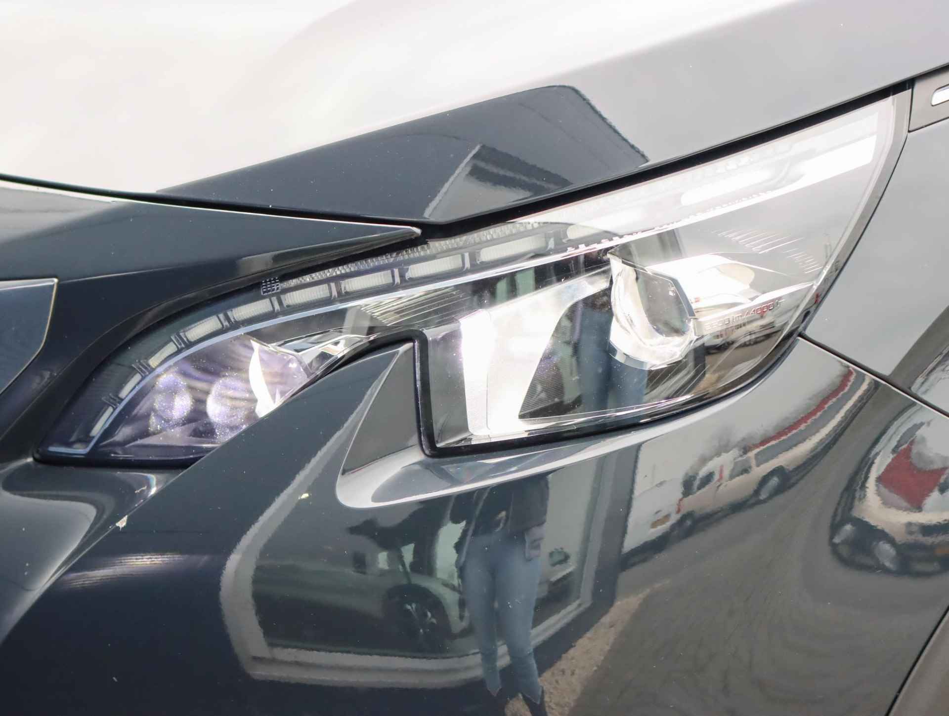 Peugeot 3008 SUV 1.6 180pk Automaat GT-Line | Apple carplay/Android auto | Stoelverwarming | Keyless entry/start - 42/48