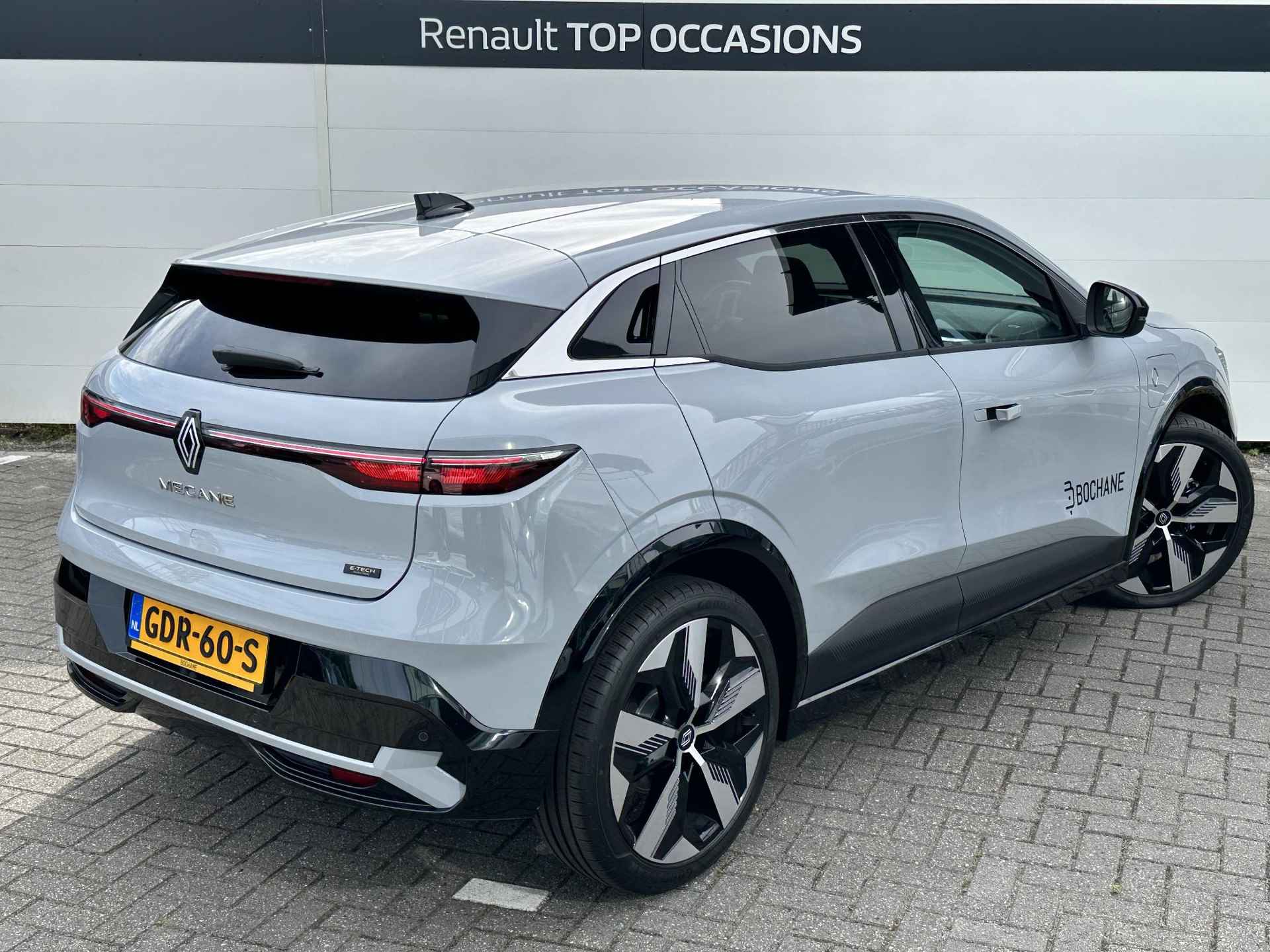 Renault Megane E-Tech EV60 Optimum Charge Techno | Pack Winter | A. Camera | Adap. Cruise | Navi | NL-Auto | Snel Leverbaar | Beschikbaar per 10/2024! - 12/37