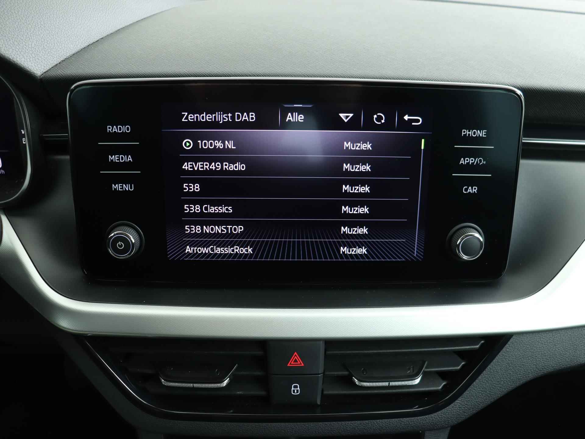 Skoda Kamiq 1.0 TSI 110 PK DSG Ambition | Apple CarPlay | Virtual Display | Cruise Control | Parkeerhulp | Getint Glas | Camera | - 32/47