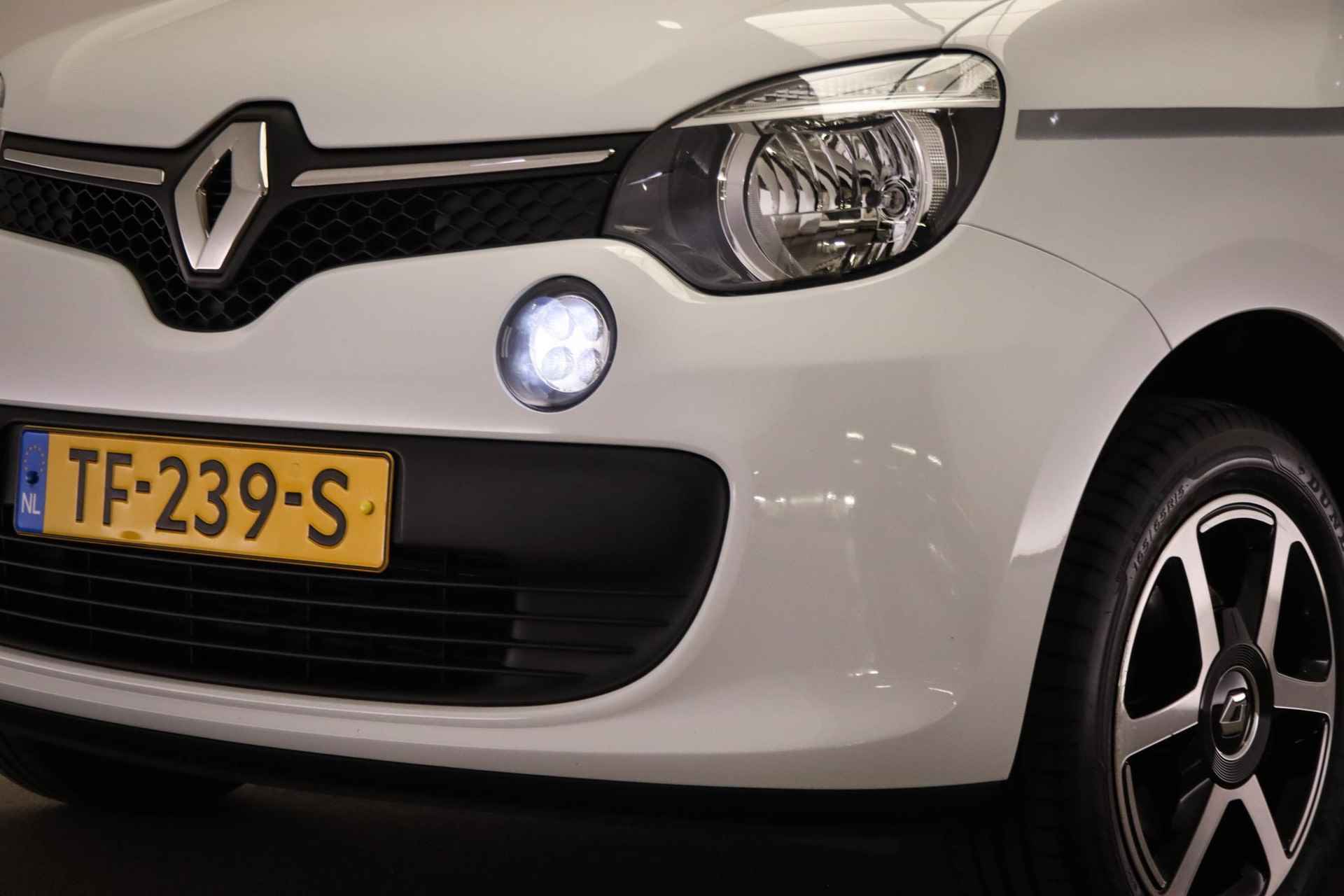 Renault Twingo 1.0 SCe 70 Limited | AIRCO | CRUISE | DAB | PARKEERSENSOR | 15" - 12/44