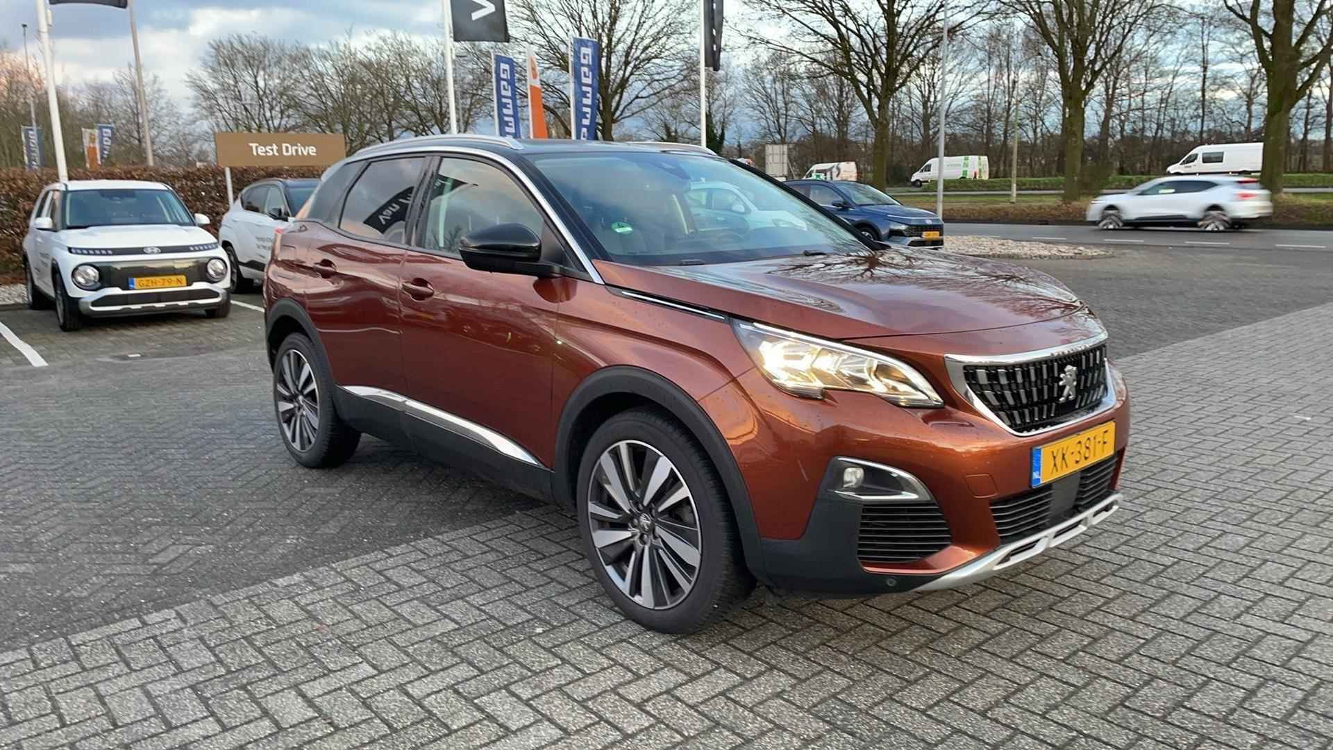 Peugeot 3008 1.2 PureTech Allure - 5/20