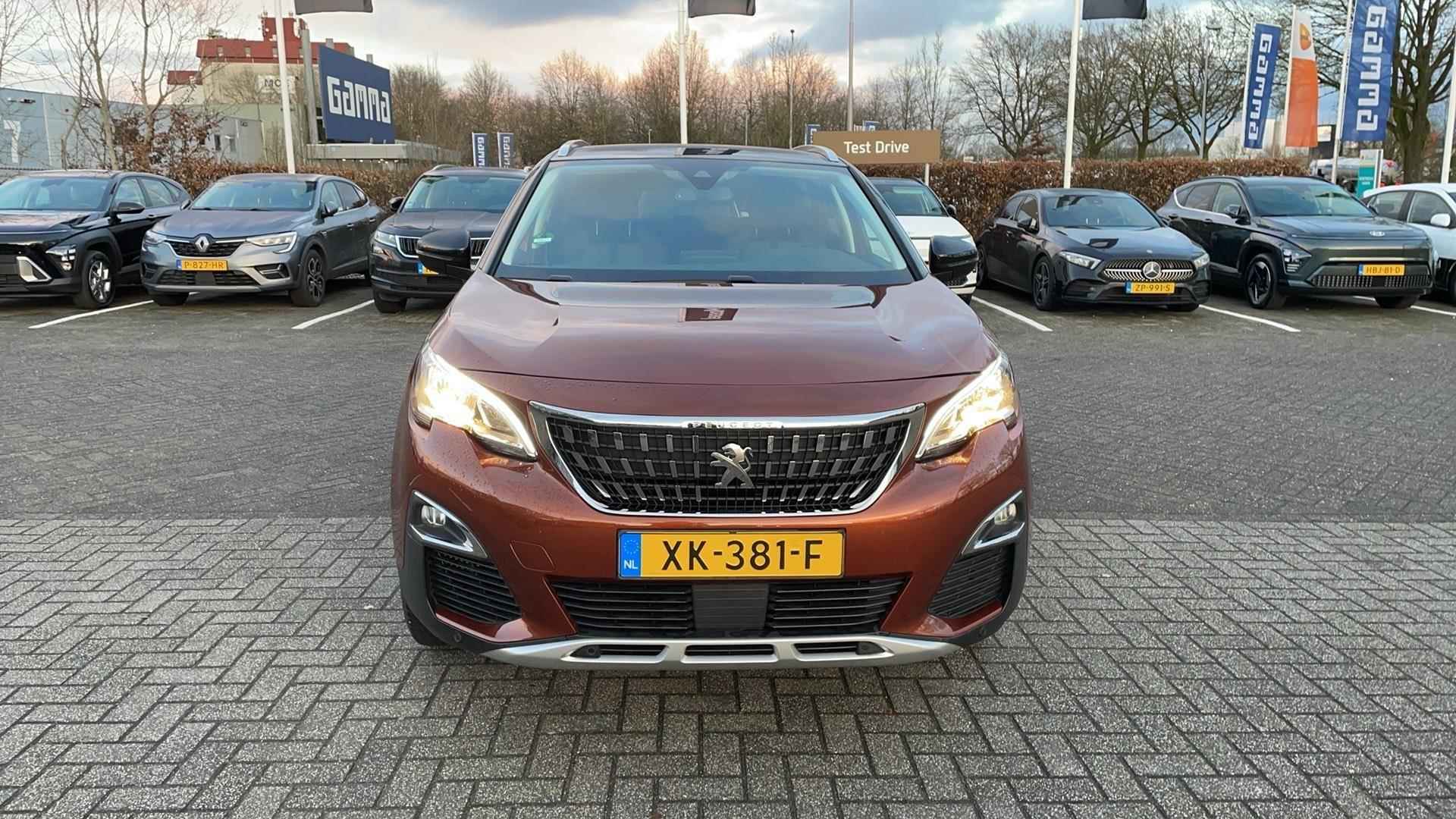 Peugeot 3008 1.2 PureTech Allure - 6/20