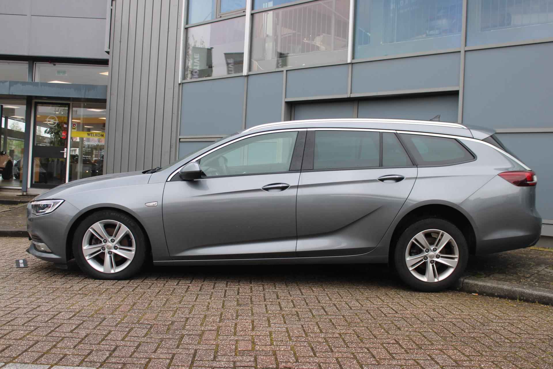 Opel Insignia Sports Tourer 1.5 Turbo 165PK INNOVATION Aut. | Navi | Camera | Stoel/stuurverw. | AGR-Stoelen | El. klep | LED | PDC V+A | LMV 17inch | Trekhaak - 7/25