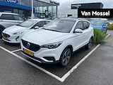 MG ZS EV Luxury 45 kWh Panoramadak - leren bekleding - apple carplay