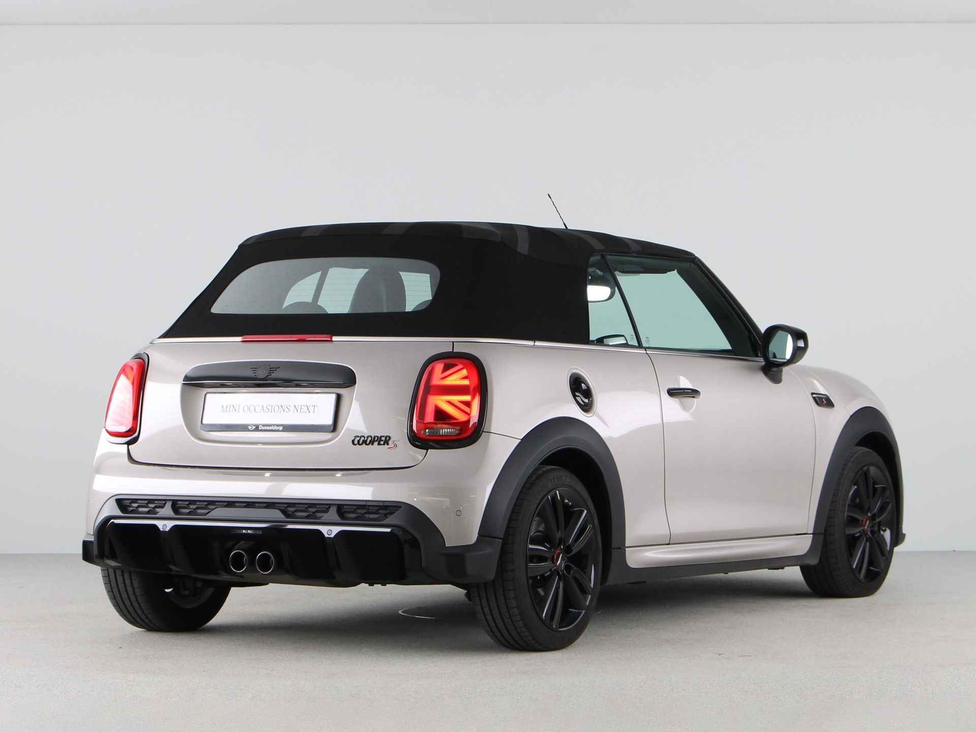 MINI Cabrio Cooper S Rockingham GT Edition Aut. - 19/34