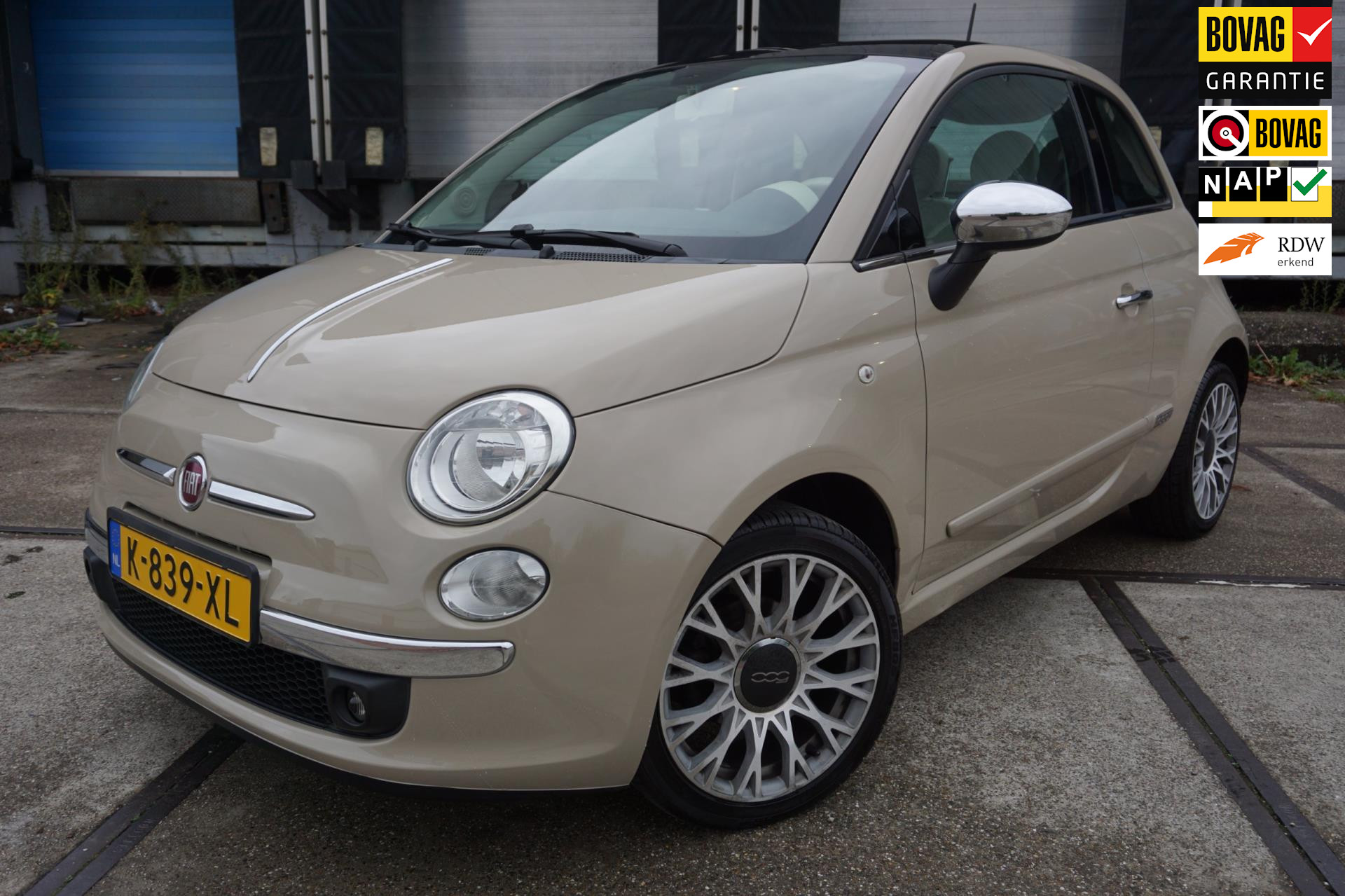 Fiat 500 1.2 Lounge * PANO * Airco * Leer * LM Velgen *