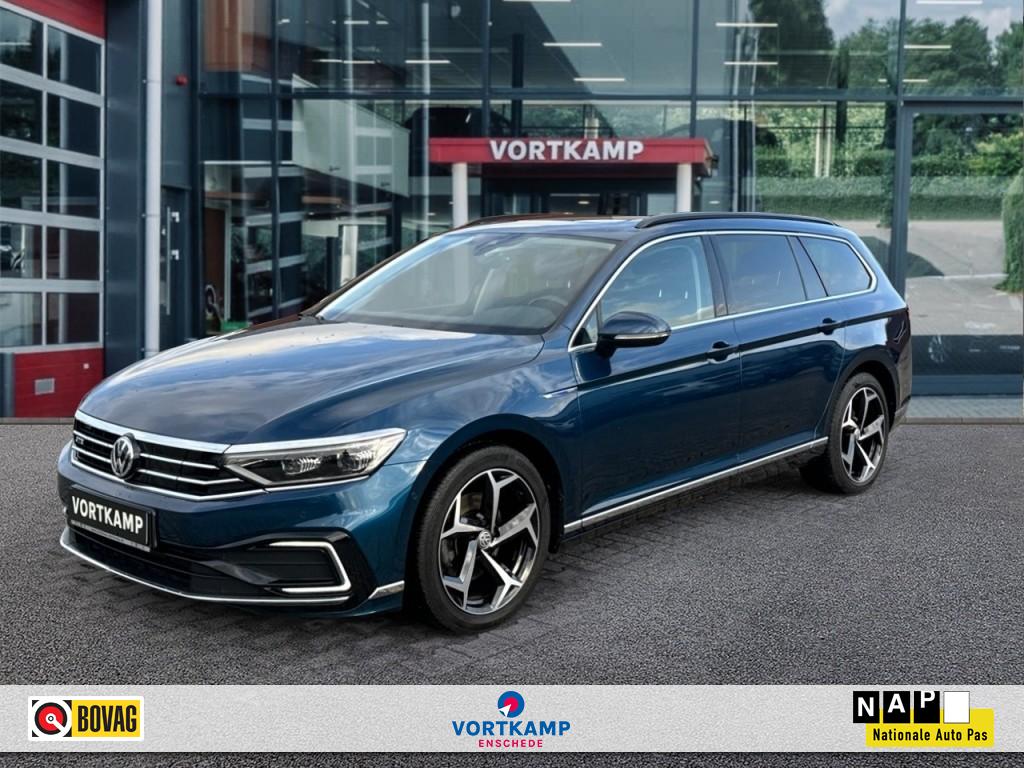 VOLKSWAGEN Passat Variant 1.4 TSI DSG GTE PANO-DAK/CAMERA/MEMORY/NAVI/ACC/STOELVERW