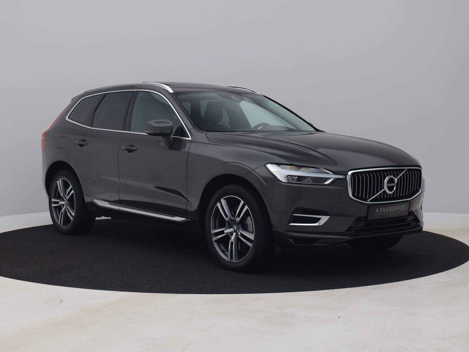 Volvo XC60 2.0 T8 Twin Engine AWD Inscription | PANO | HUD | CAMERA | STOELVERW. - 2/36