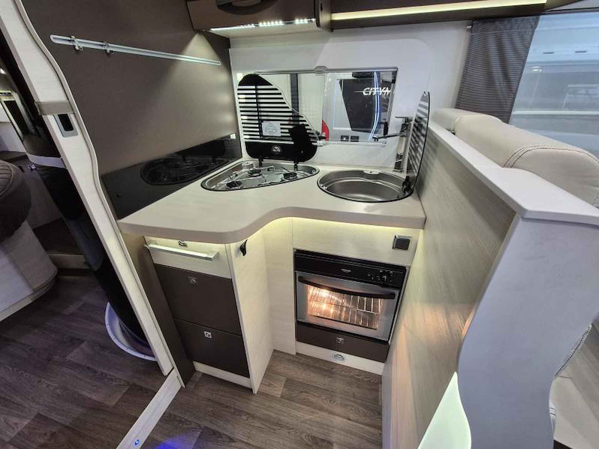 Chausson Welcome 718 XLB 150 PK Buitenkeuken - 21/25