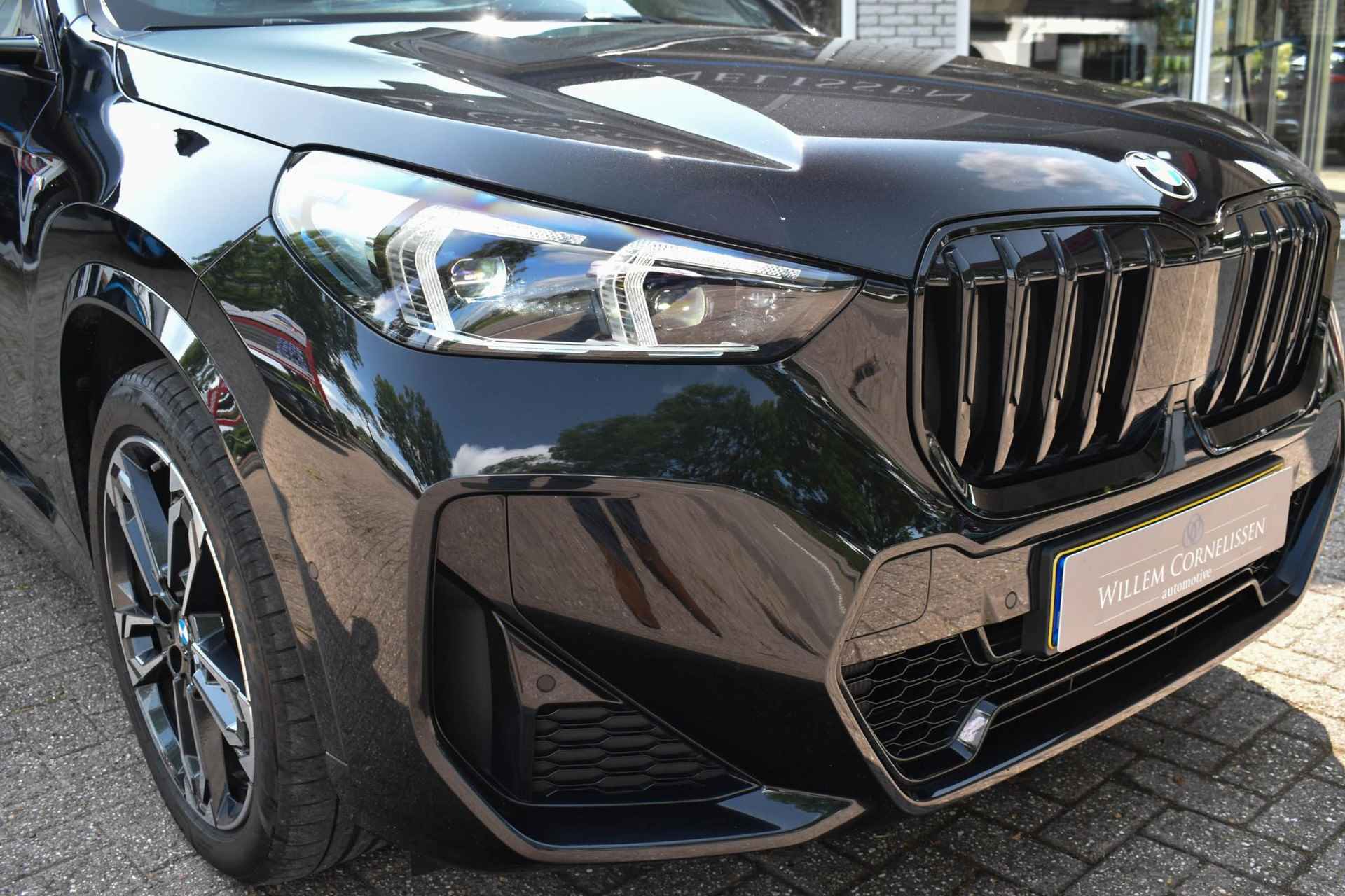 BMW X1 sDrive18i Aut M-Sport NL auto Camera Leder Trekhaa - 34/63