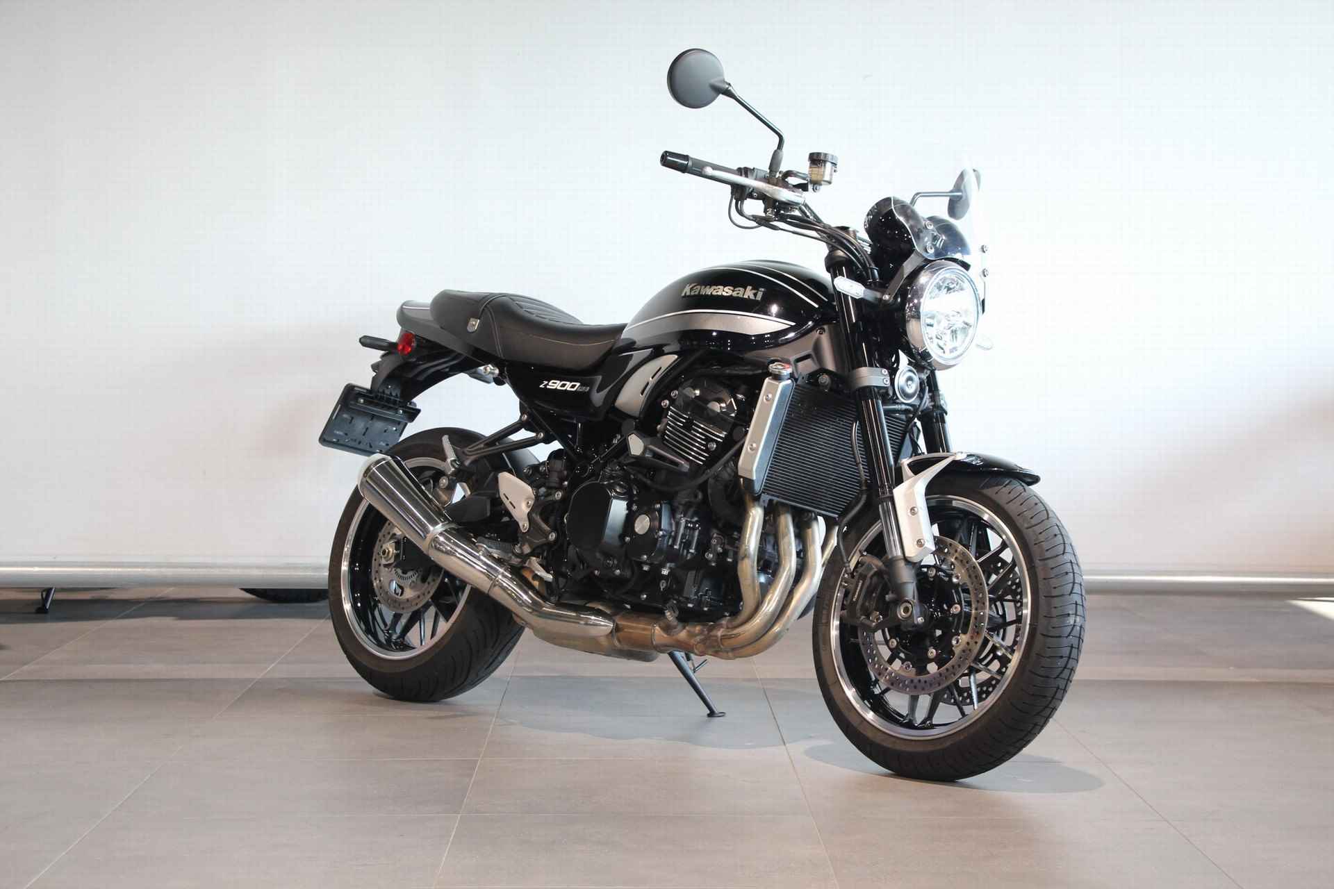 Kawasaki Z 900 RS - 2/12