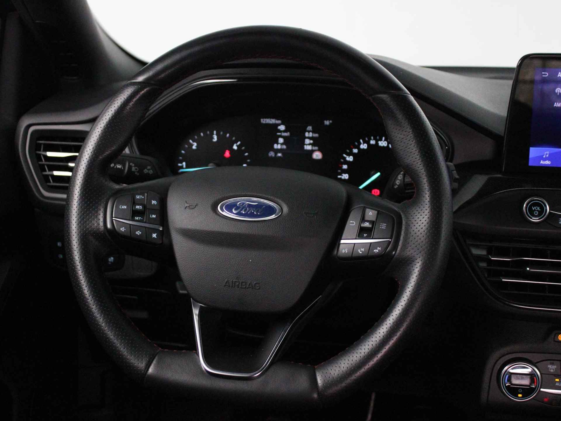 Ford Focus 1.5 EcoBlue ST Line Business  | Navi | Clima | Trekhaak | PDC | LMV | Cruise | Bluetooth | B&O Audio | - 21/46