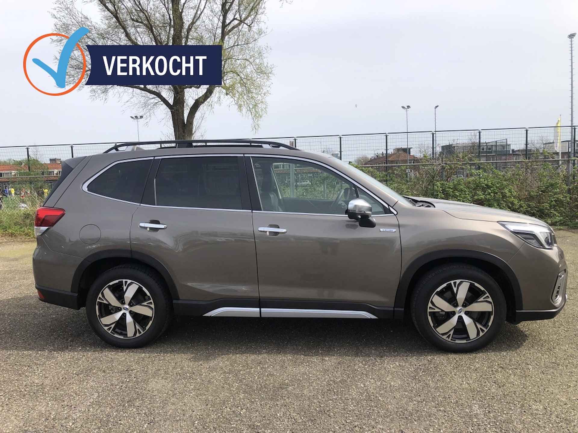 Subaru Forester 2.0i e-BOXER Premium afn. trekhaak fabrieksgarantie tot 04-2029 - 2/27