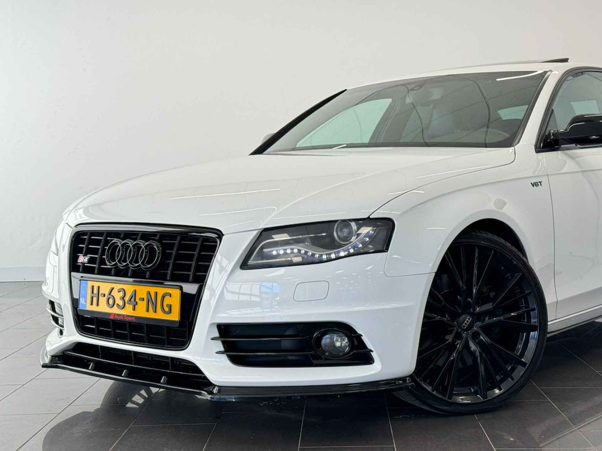 Audi A4 Limousine 3.0 TFSI S4 quattro Pro Line - 31/37