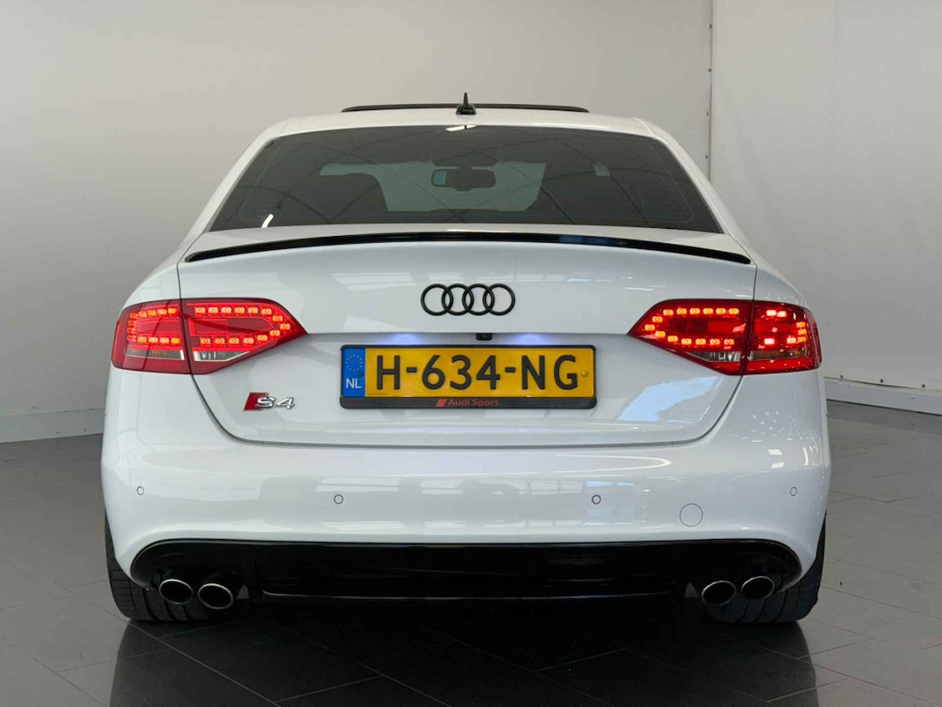 Audi A4 Limousine 3.0 TFSI S4 quattro Pro Line - 34/37