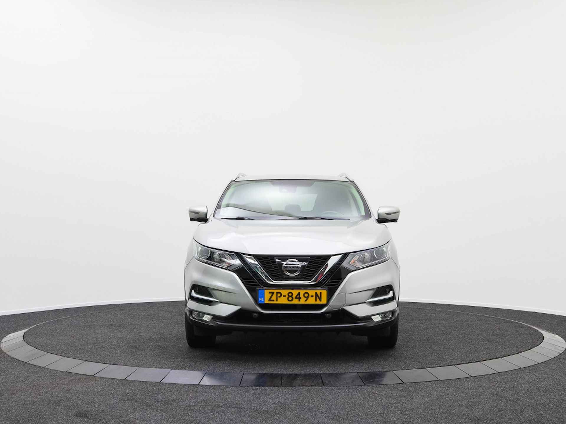 Nissan Qashqai 1.2 N-Connecta | 360° camera | All-seasonbanden - 14/37