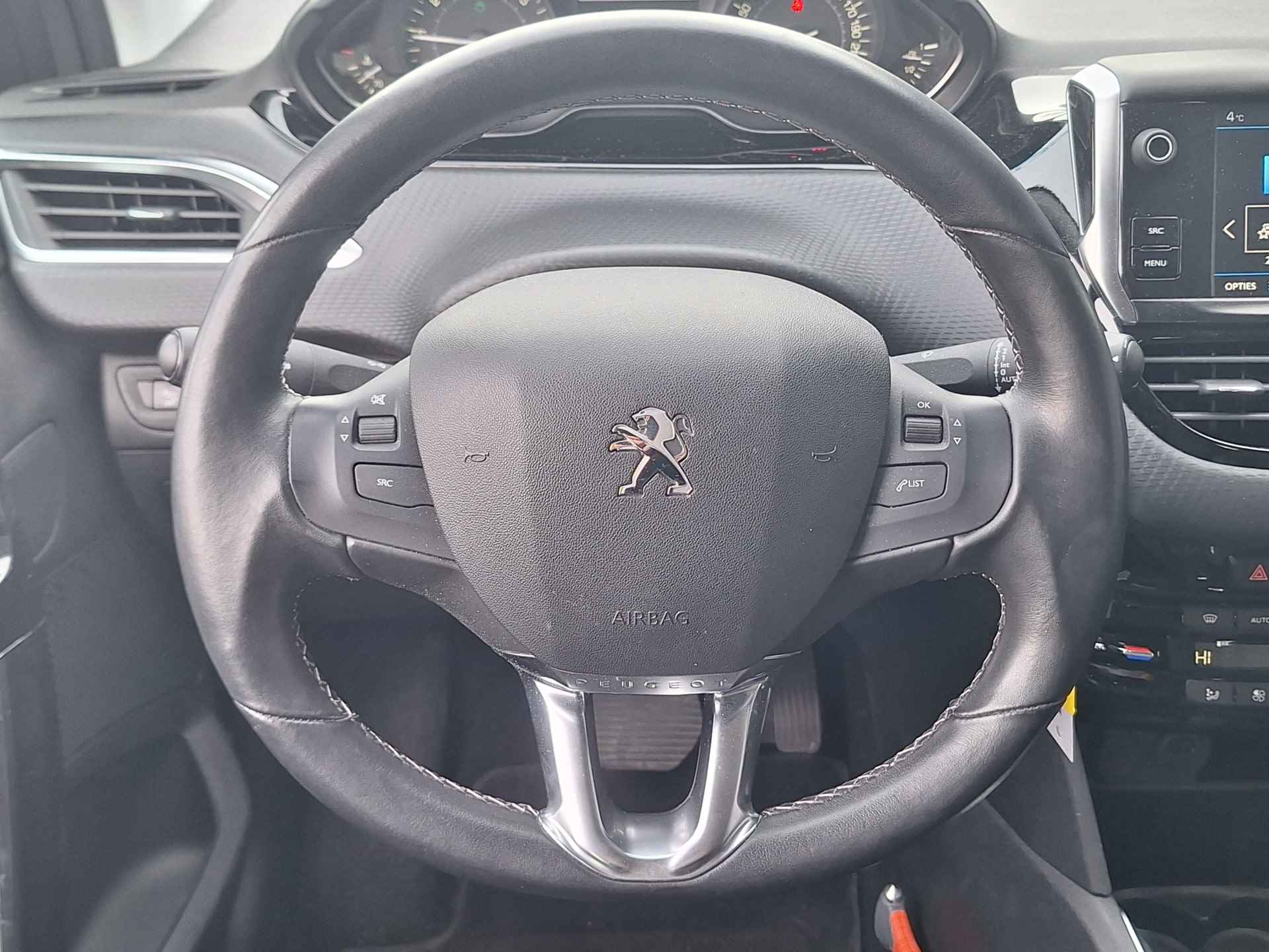 Peugeot 208 1.2 PureTech Allure 110pk | Automaat | Camera | Navigatie | Climate Control | Cruise Control | Apple Carplay en Android Auto | Lage Kilometerstand met NAP | Ingeruild van eerste eigenaar !! - 31/50