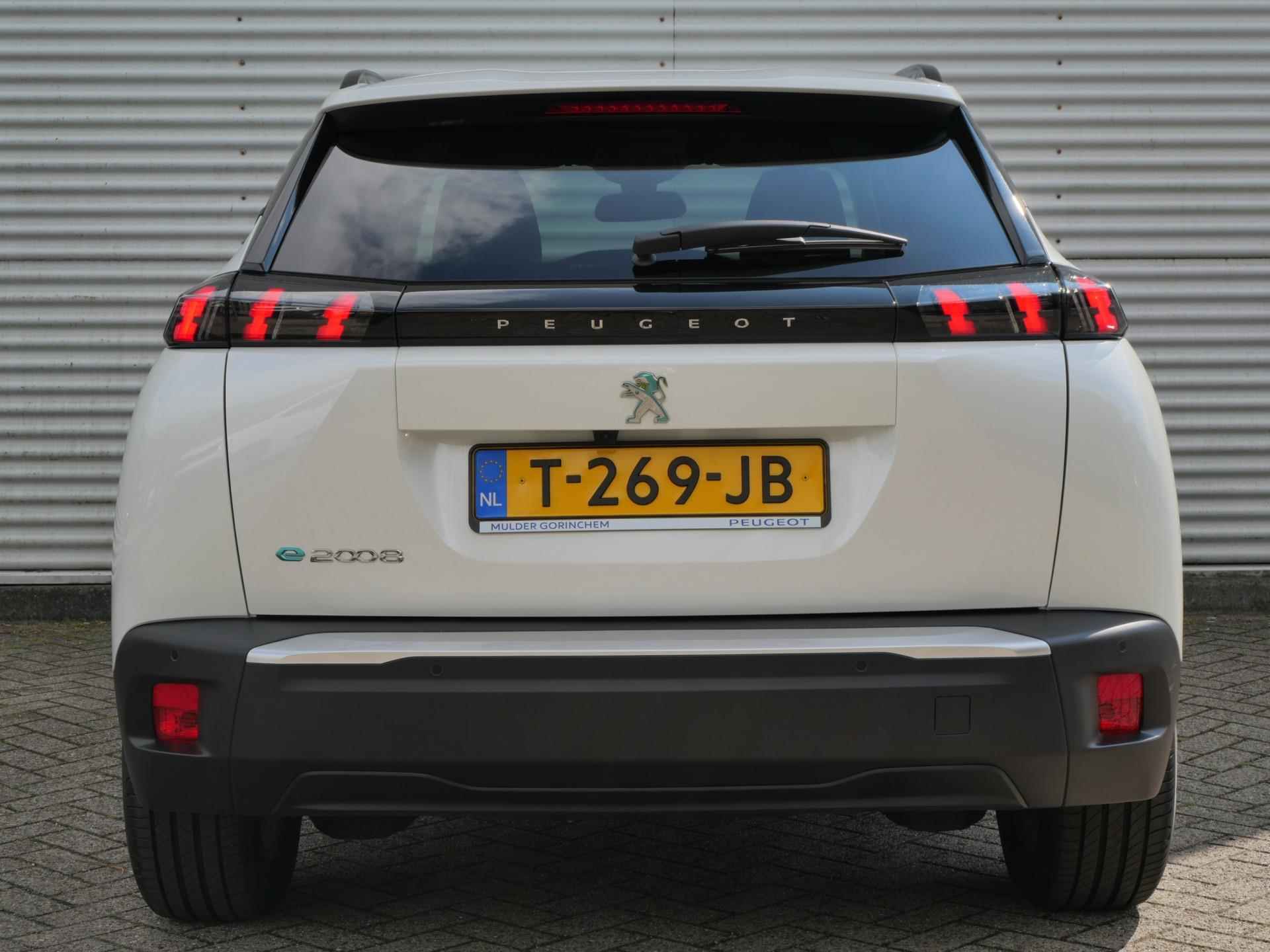 Peugeot e-2008 SUV Allure Pack EV 50kWh 136pk AUTOMAAT | NAVI | CAMERA | KEYLESS ENTRY | CLIMA | CRUISE CONTROL | DAB+ | LED KOPLAMPEN | - 12/75