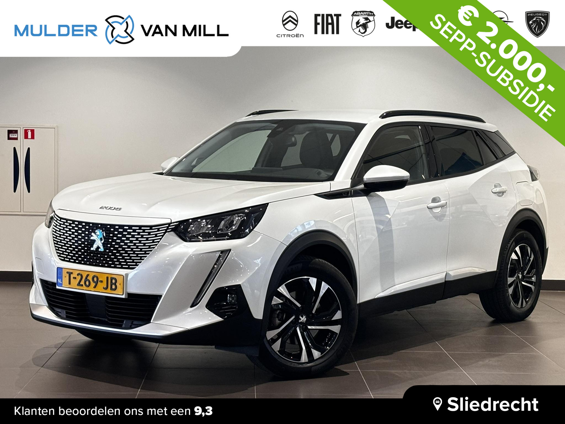 Peugeot e-2008 SUV Allure Pack EV 50kWh 136pk AUTOMAAT | NAVI | CAMERA | KEYLESS ENTRY | CLIMA | CRUISE CONTROL | DAB+ | LED KOPLAMPEN |