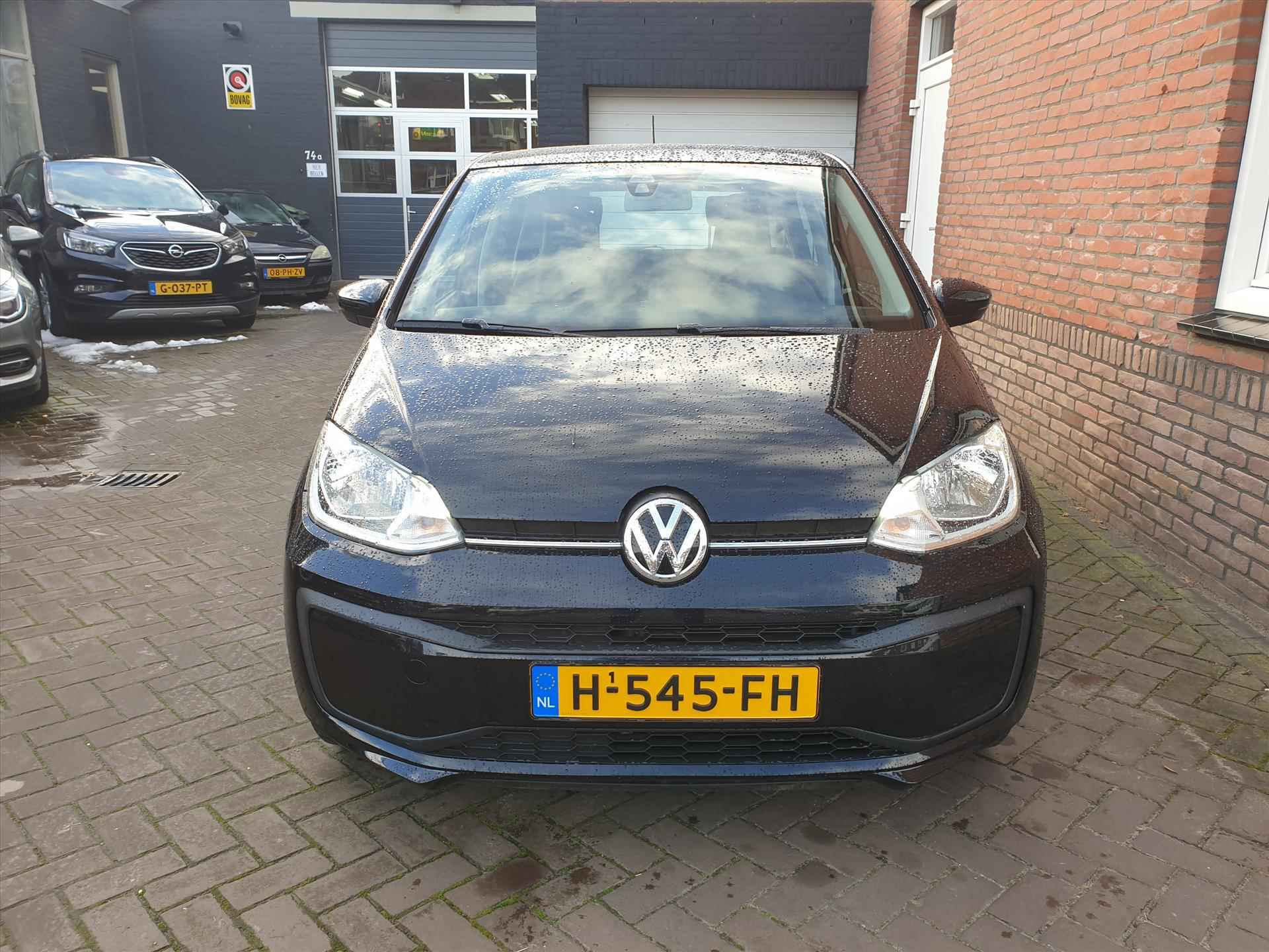 Volkswagen Up! 1.0 60PK 4D BMT - 11/22