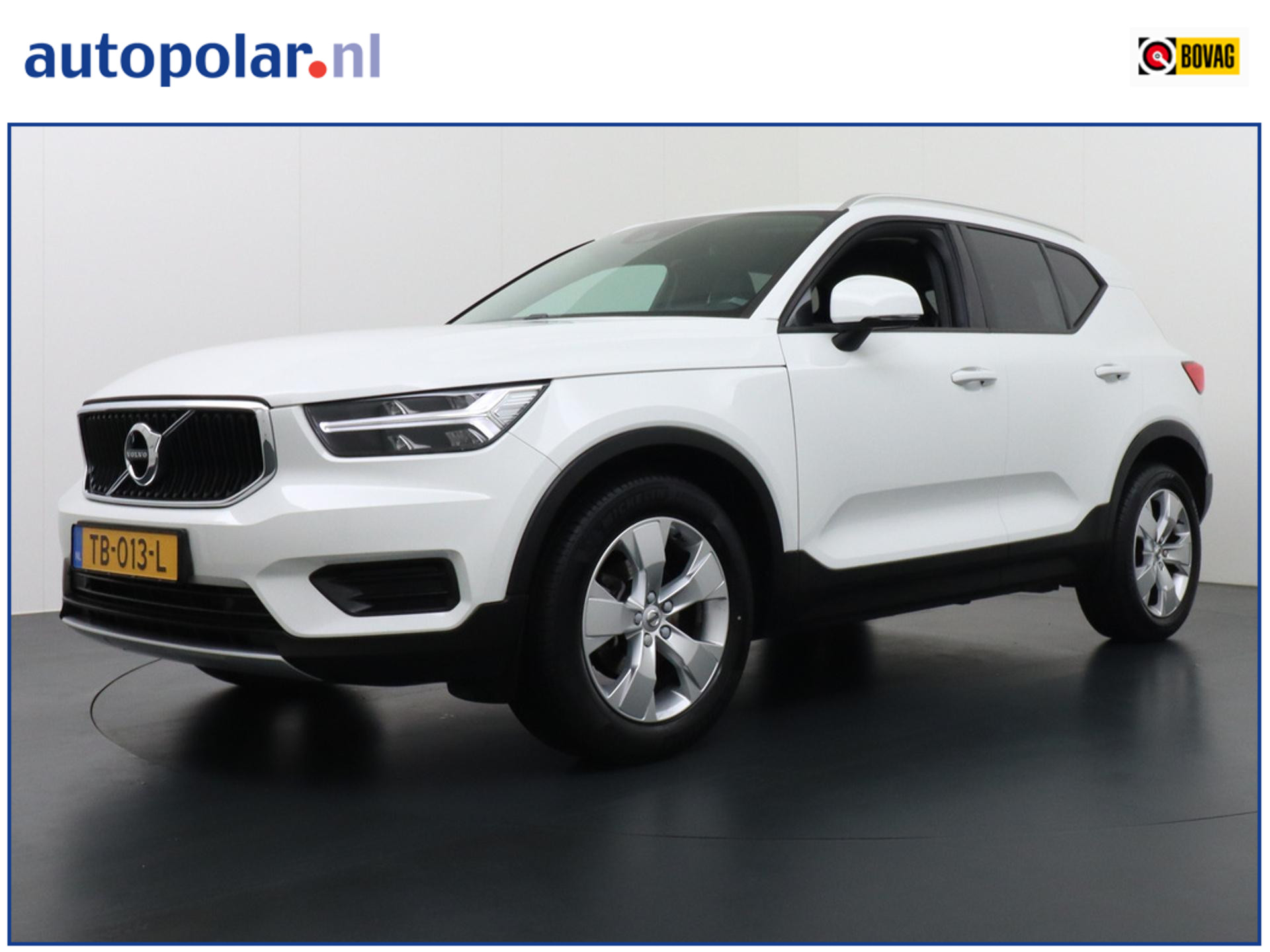 Volvo XC40 1.5 T3 Momentum Trekhaak/Apple Carplay/Leder/Electr stoelverst. etc.