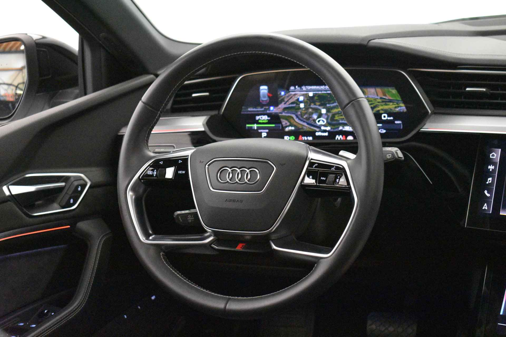 Audi e-tron 55 quattro 408 PK RS-Seats Black-Optic S-Line 21” Panodak 360º Camera Trekhaak - 43/49