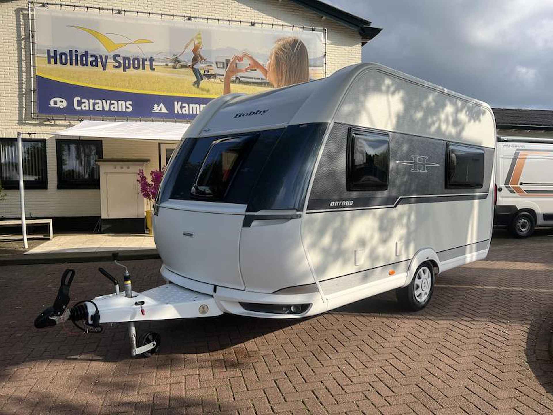 Hobby Ontour 390 SF KEURIG ONDERHOUDEN - 3/11