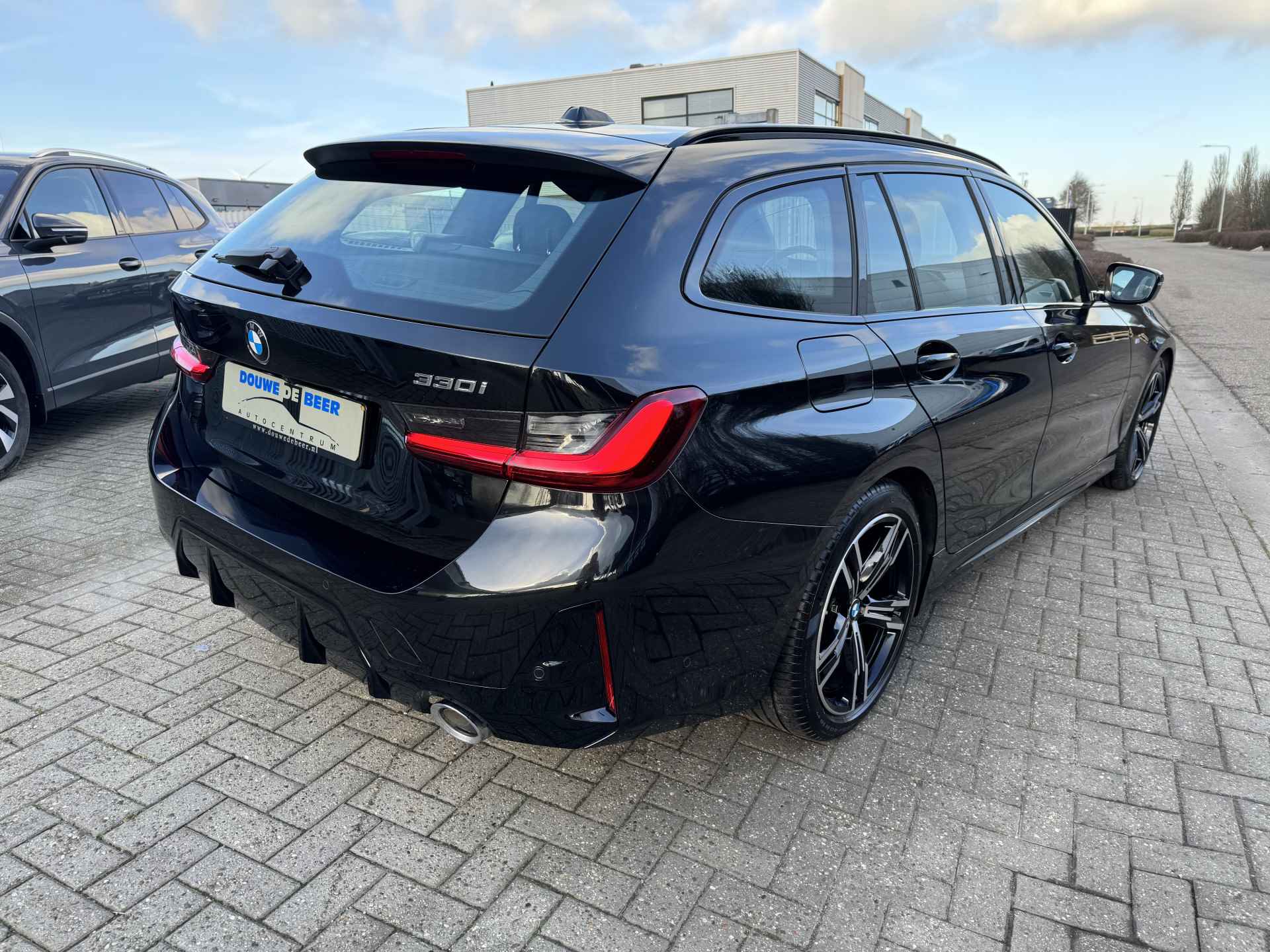 BMW 3 Serie Touring 330i M-sport Adapt.cruise | Stoelverw. | Camera | DAB - 7/31