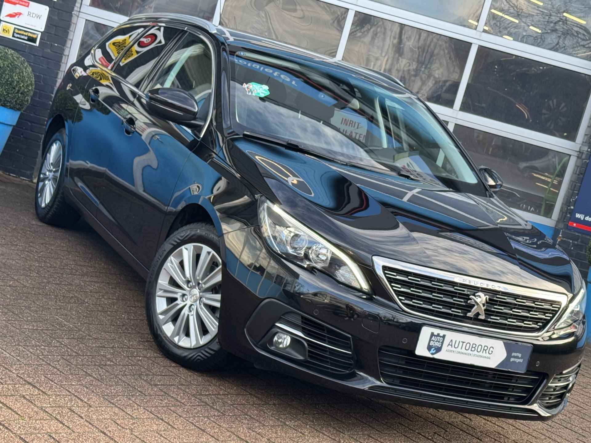 Peugeot 308 SW 1.2 PureTech Blue Lease Premium | Trekhaak | Panoramadak | Rijklaar + 12 Maand BOVAG Garantie - 3/40