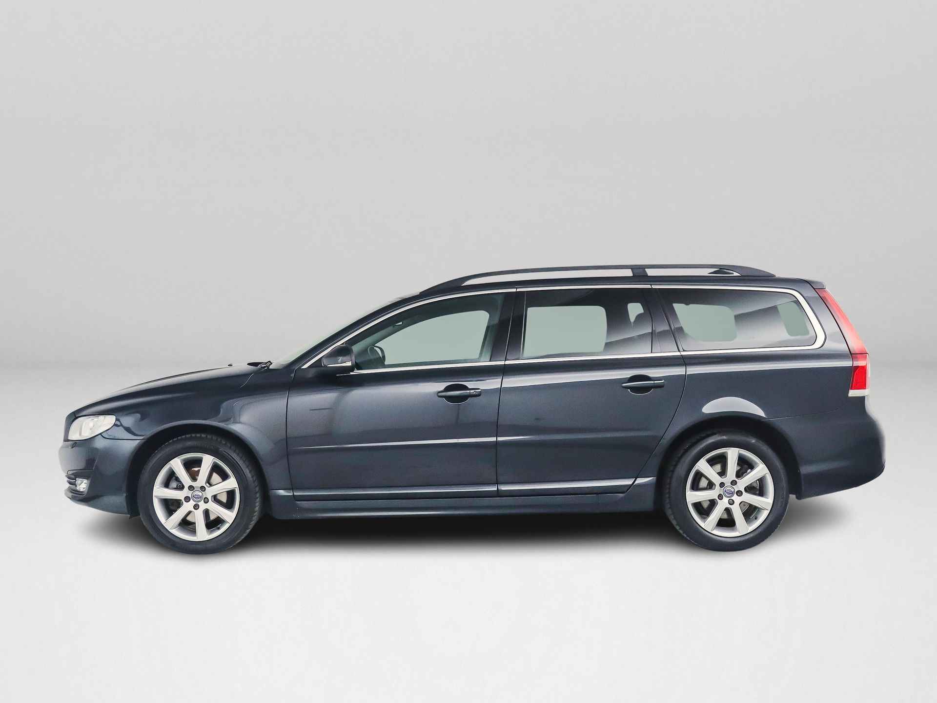 Volvo V70 T4 Inscription Edition | Stoelverwarming | Harman Kardon | Trekhaak - 5/34