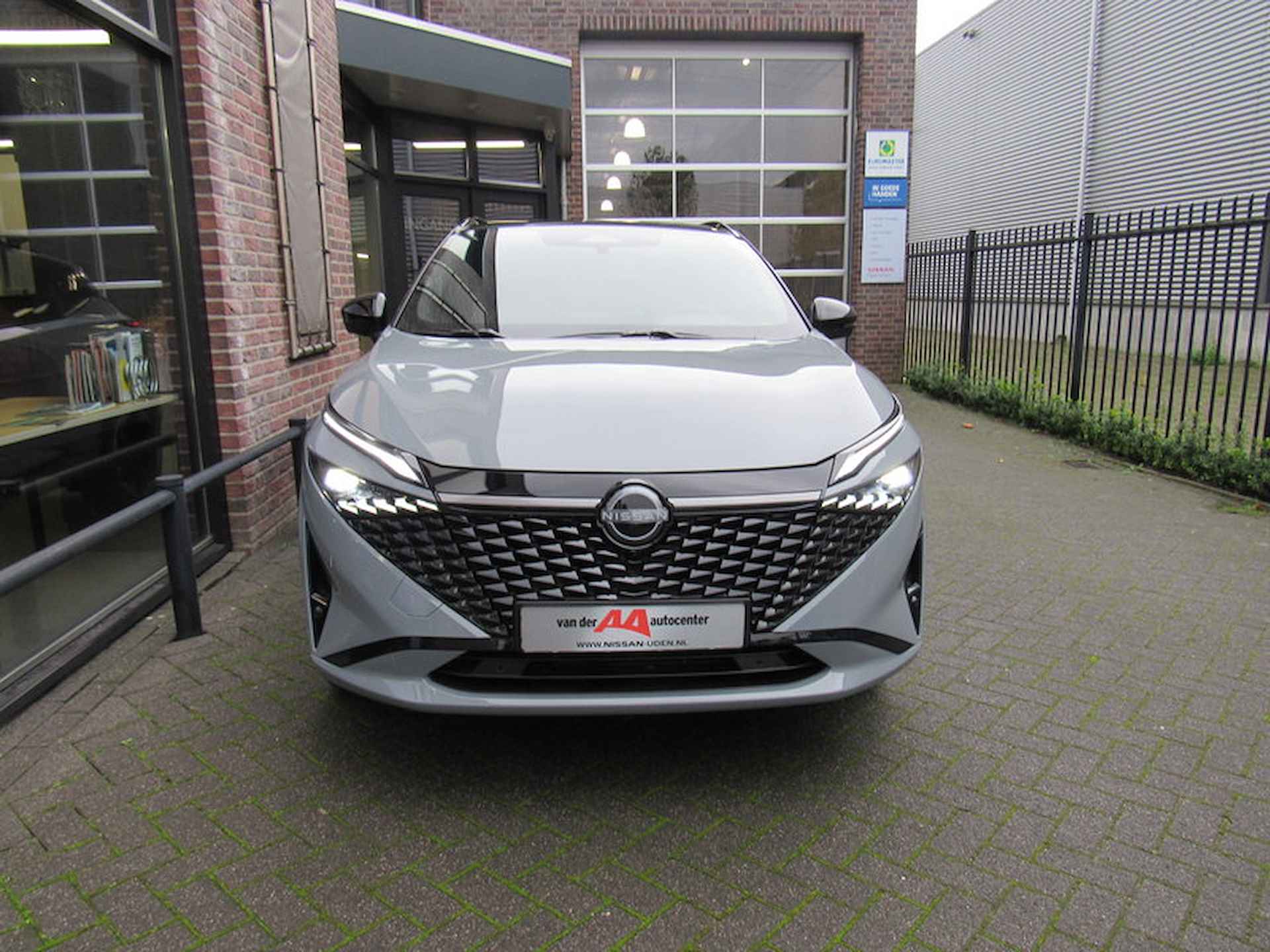 Nissan Qashqai E-power 190pk N-Design Panoramadak /Two-Tone /360 Camera /Stoel/stuur/voorruit verwarming /20 INCL LM /Google/Head Up Display - 5/34