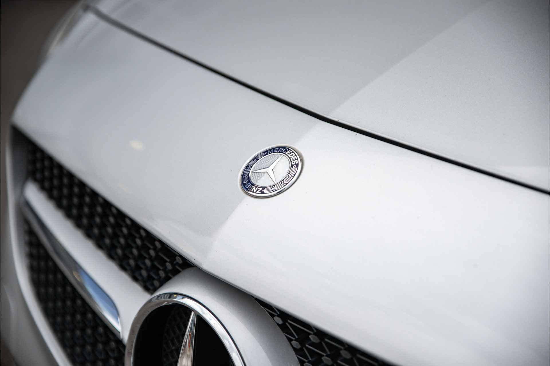 Mercedes-Benz A-Klasse 180 Business Solution | Camera | AMG Performance-stoelen | - 19/36
