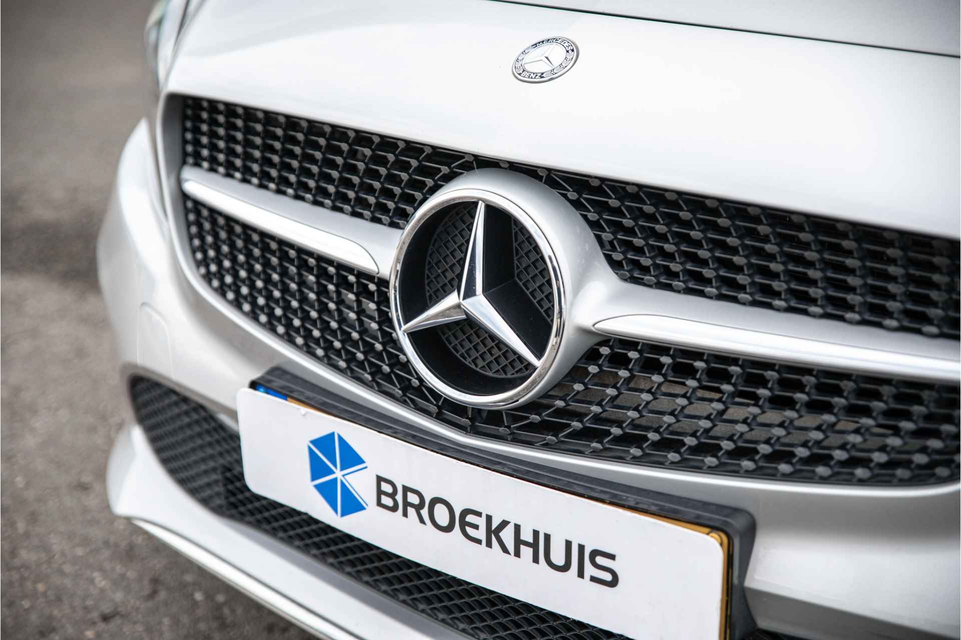 Mercedes-Benz A-Klasse 180 Business Solution | Camera | AMG Performance-stoelen | - 20/36
