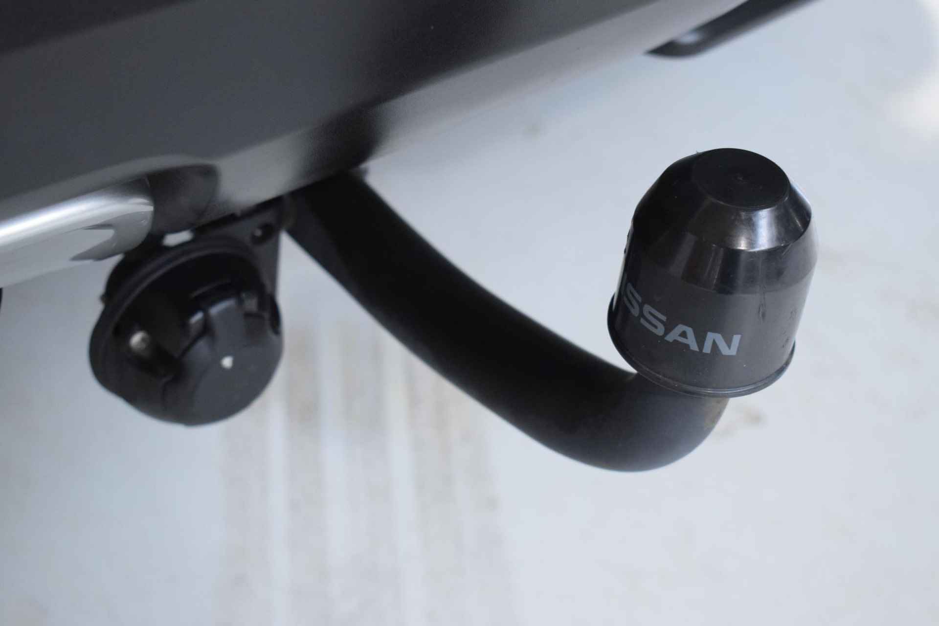Nissan Qashqai 1.3 DIG-T N-Connecta | Panorma dak | 360-Camera | parkeersensoren | Trekhaak | Navigatie | Cruise control | Keyless entry | Apple Carplay/Android auto | - 15/60