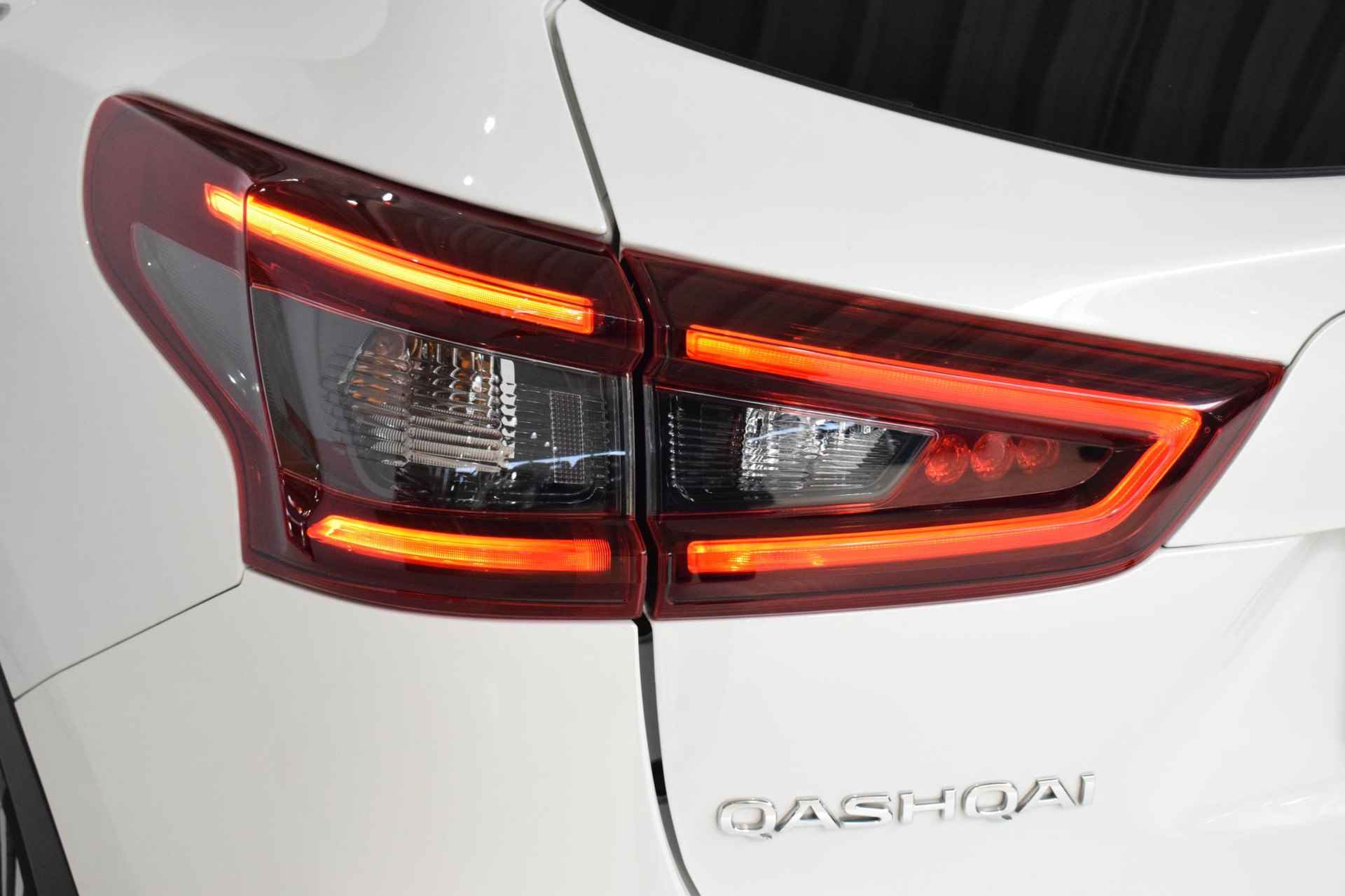 Nissan Qashqai 1.3 DIG-T N-Connecta | Panorma dak | 360-Camera | parkeersensoren | Trekhaak | Navigatie | Cruise control | Keyless entry | Apple Carplay/Android auto | - 16/60