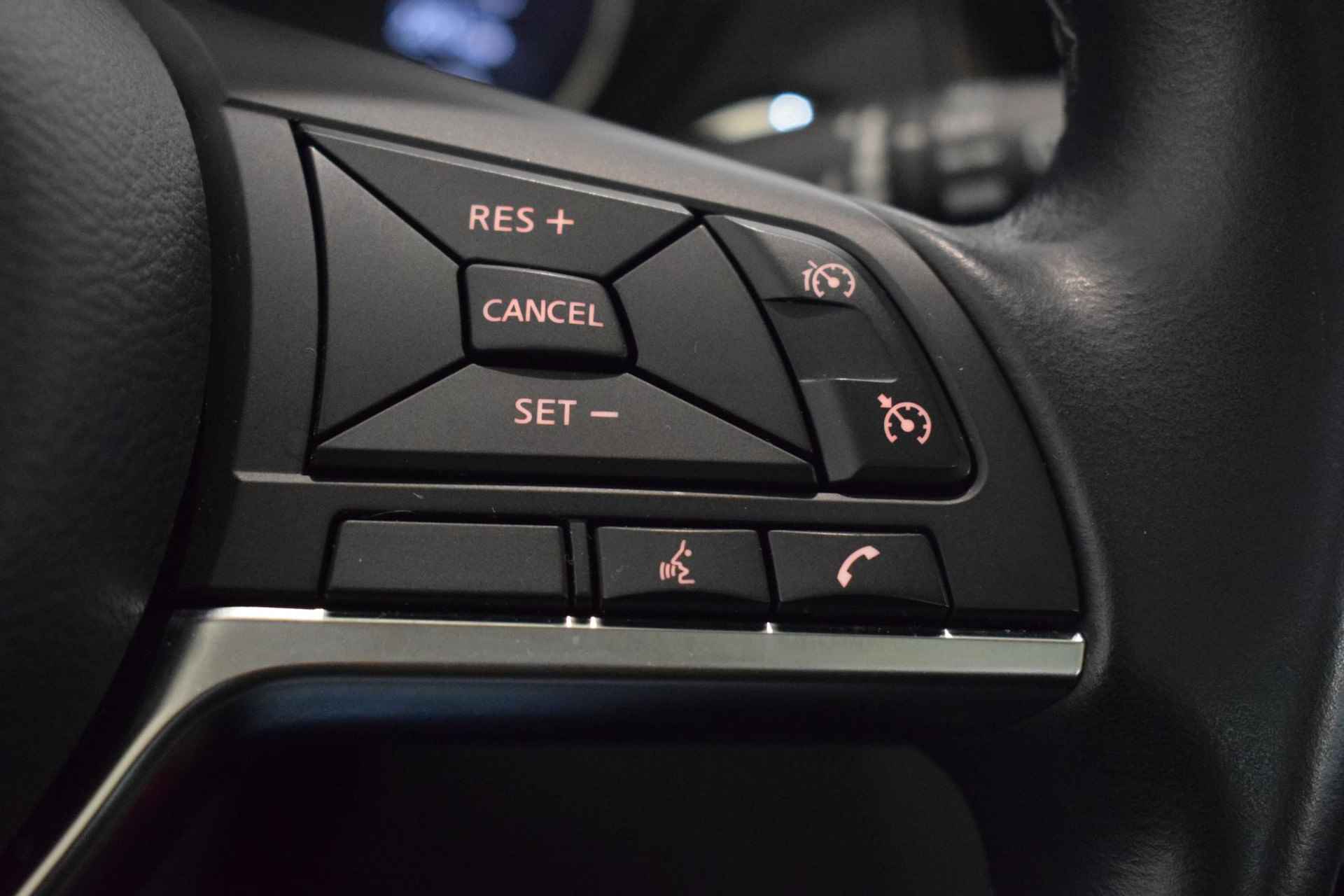 Nissan Qashqai 1.3 DIG-T N-Connecta | Panorma dak | 360-Camera | parkeersensoren | Trekhaak | Navigatie | Cruise control | Keyless entry | Apple Carplay/Android auto | - 44/60