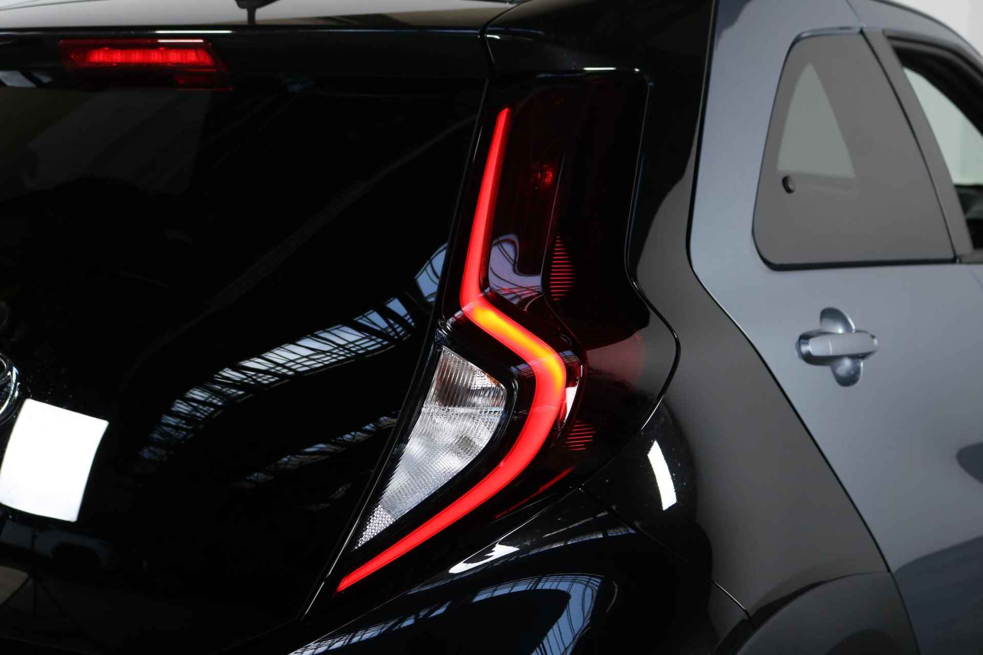 Toyota Aygo X 1.0 VVT-i MT Premium, DEMO VOORDEEL! - 3/34