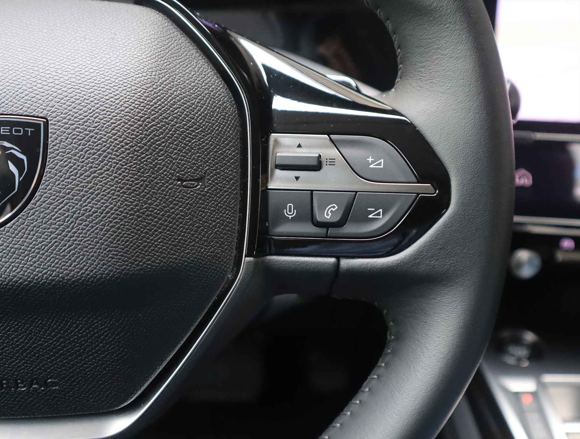 Peugeot 308 Allure Pack Business HYbrid 180pk e-EAT8 Automaat, Rijklaarprijs, Navigatie 360° camera Adaptieve cruise control 1.500kg trekgewicht - 30/62