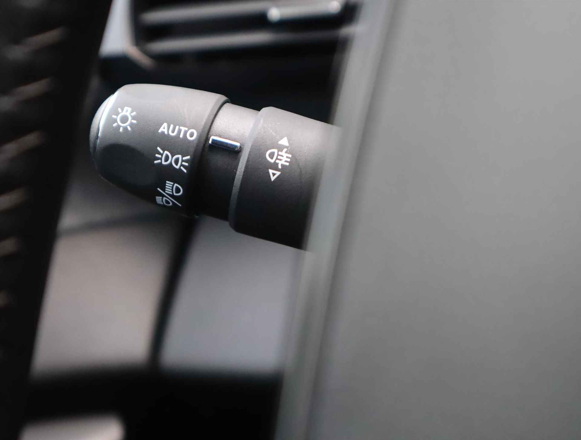 Peugeot 308 Allure Pack Business HYbrid 180pk e-EAT8 Automaat, Rijklaarprijs, Navigatie 360° camera Adaptieve cruise control 1.500kg trekgewicht - 31/62