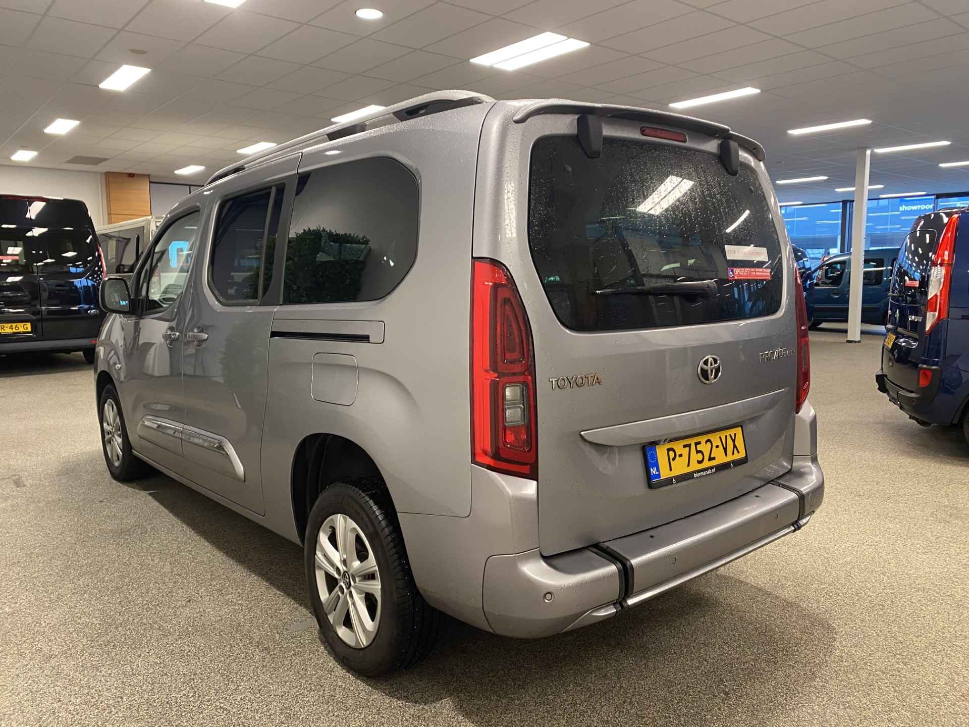 Toyota Proace City Verso L2 Rolstoelauto Automaat 4+1 - 18/32