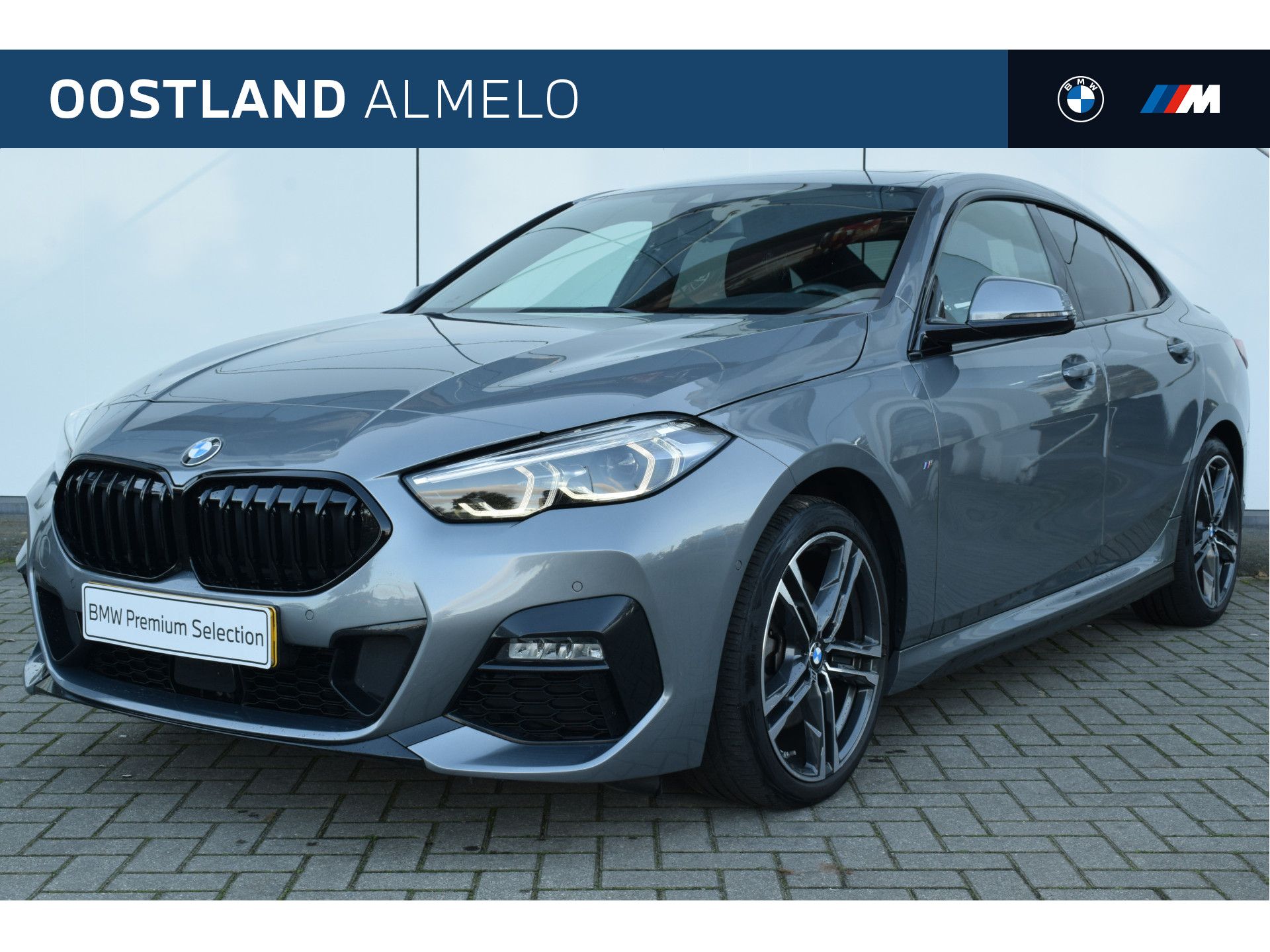 BMW 2 Serie Gran Coupé 218i High Executive M Sport Automaat / Panoramadak / Sportstoelen / Stoelverwarming / Parking Assistant / Live Cockpit Professional / Cruise Control