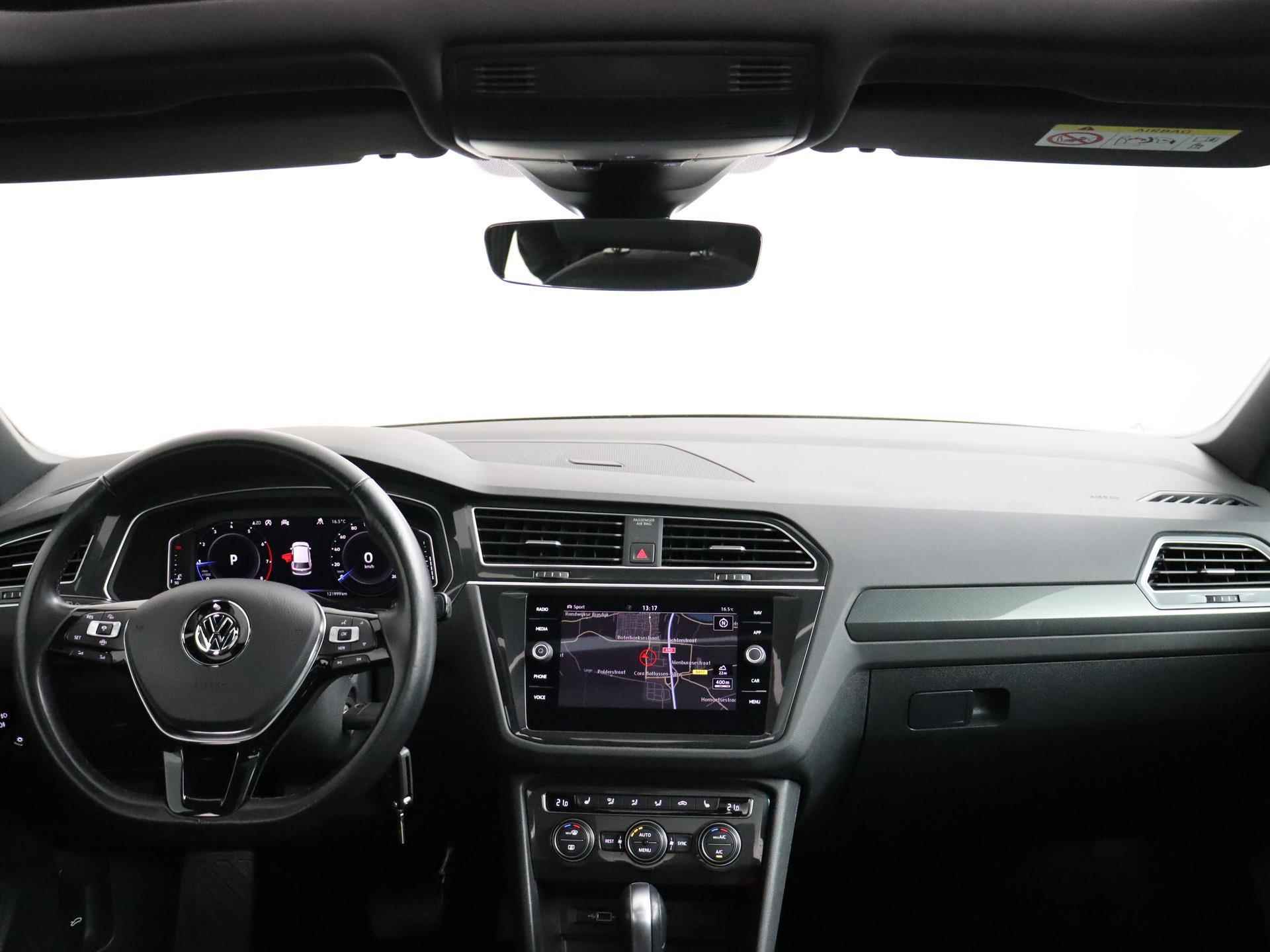 Volkswagen Tiguan 1.5 TSI ACT R-line Automaat Panoramadak | Virtual Cockpit - 8/38