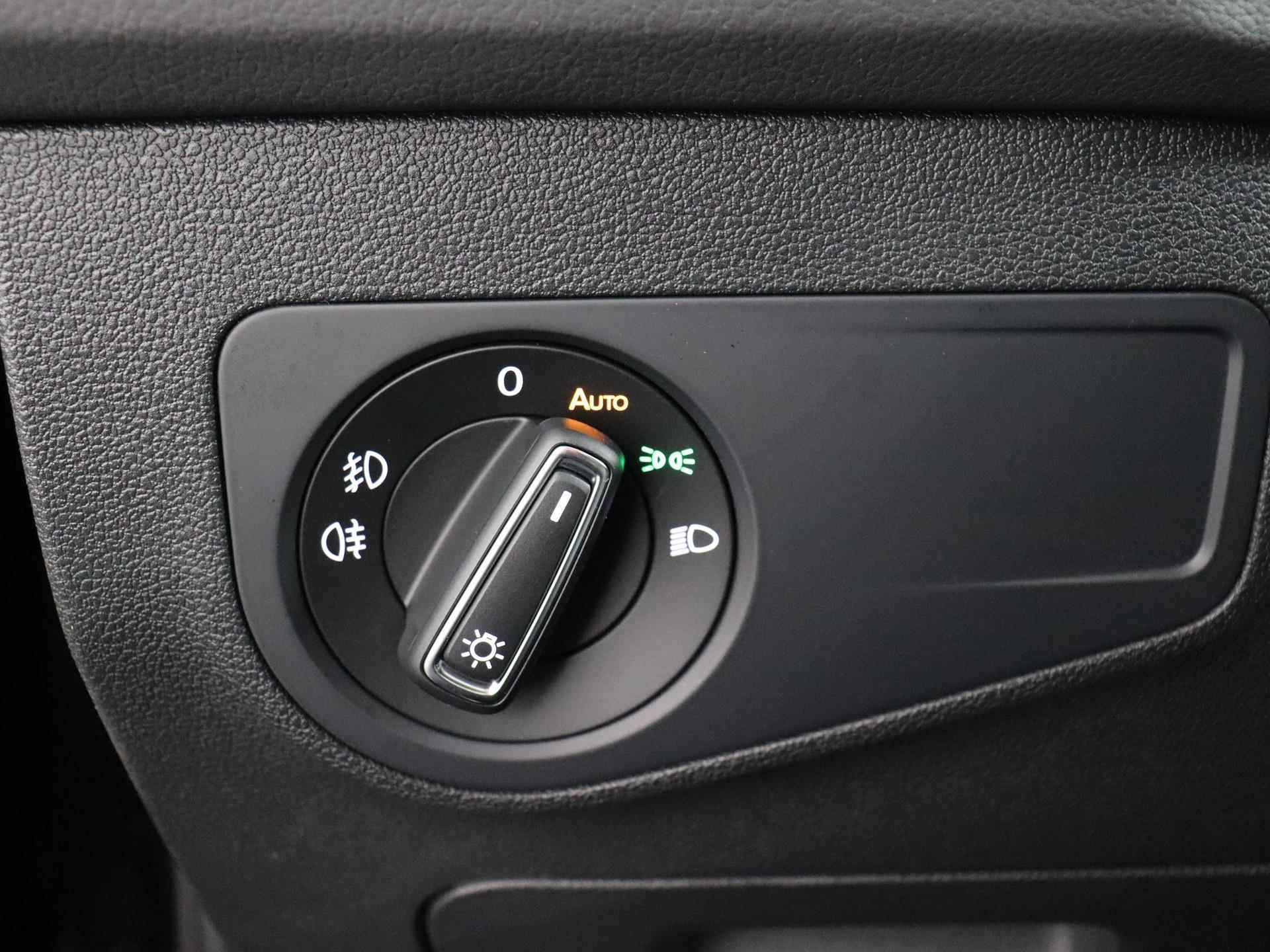 Volkswagen Tiguan 1.5 TSI ACT R-line Automaat Panoramadak | Virtual Cockpit - 9/38