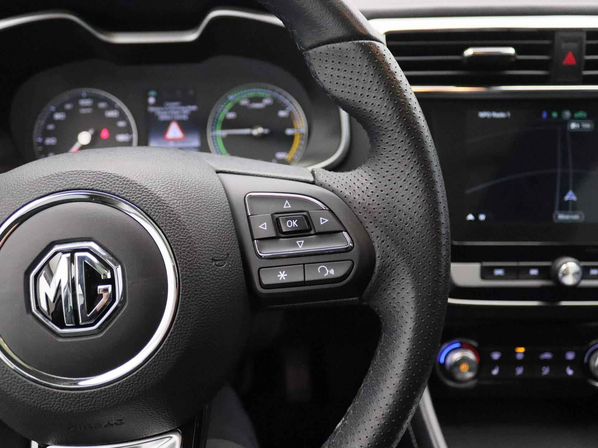 MG ZS EV Luxury | 1e eigenaar | Leder | Panoramadak | Camera | Navi | Apple CarPlay | - 18/25