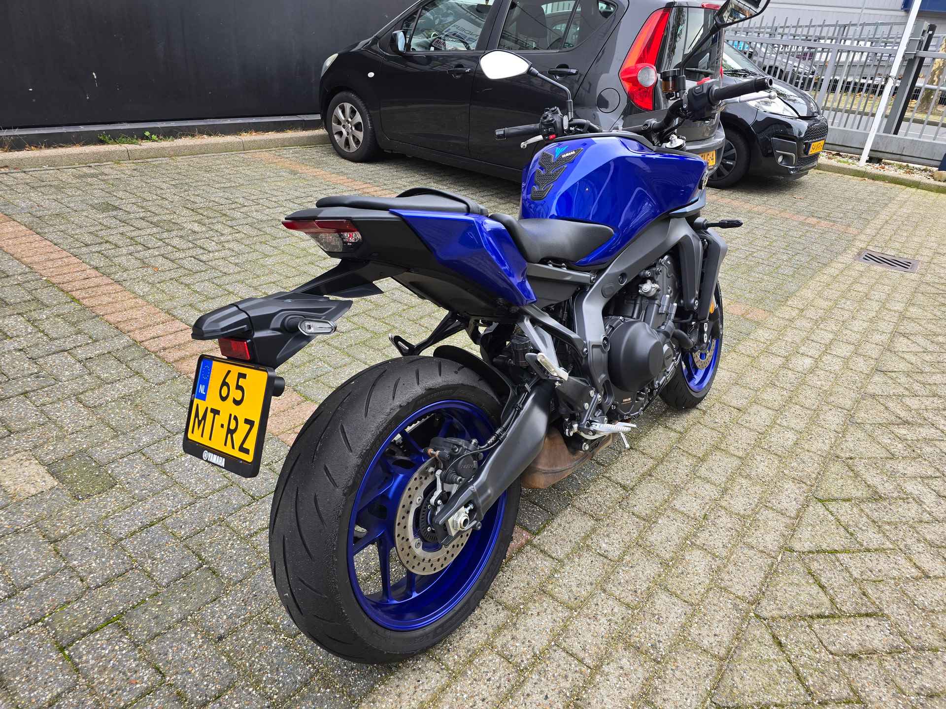 Yamaha MT 09 ABS - 4/22