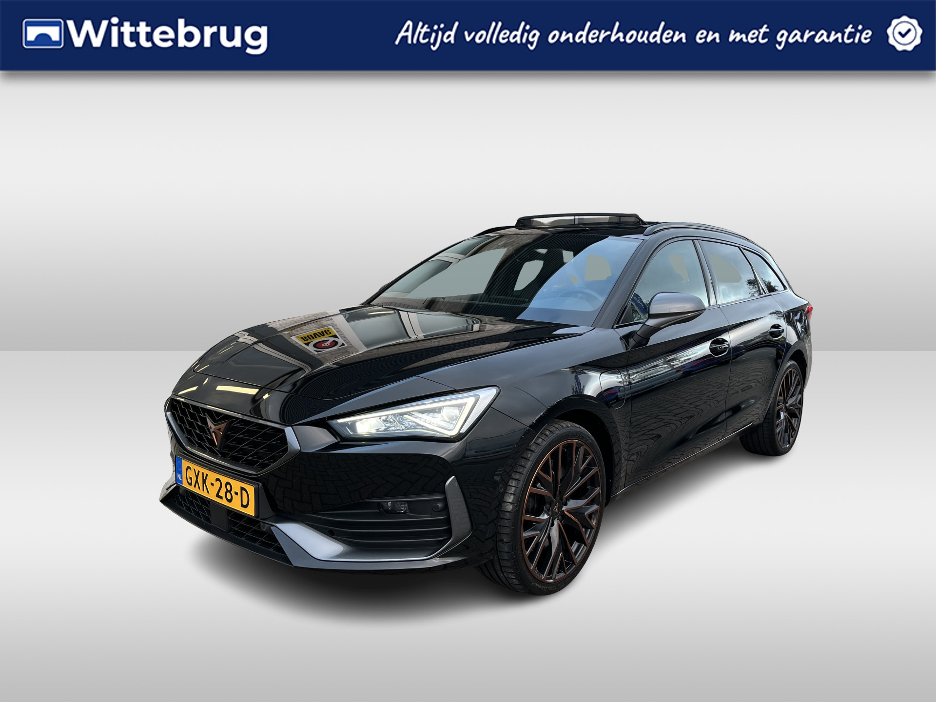 CUPRA Leon Sportstourer 1.4 e-Hybrid VZ Performance / AUTOMAAT/ 245 PK/ PANO/ CAMERA/ PARK. SENSOREN/ MATRIX/ DODE HOEK/ DCC/ KEYLESS/ STOEL-STUURVERWARM./ ADAPT. CRUISE/ APP CONNECT/ NAVI/ CLIMA/ DAB/ 19" LMV