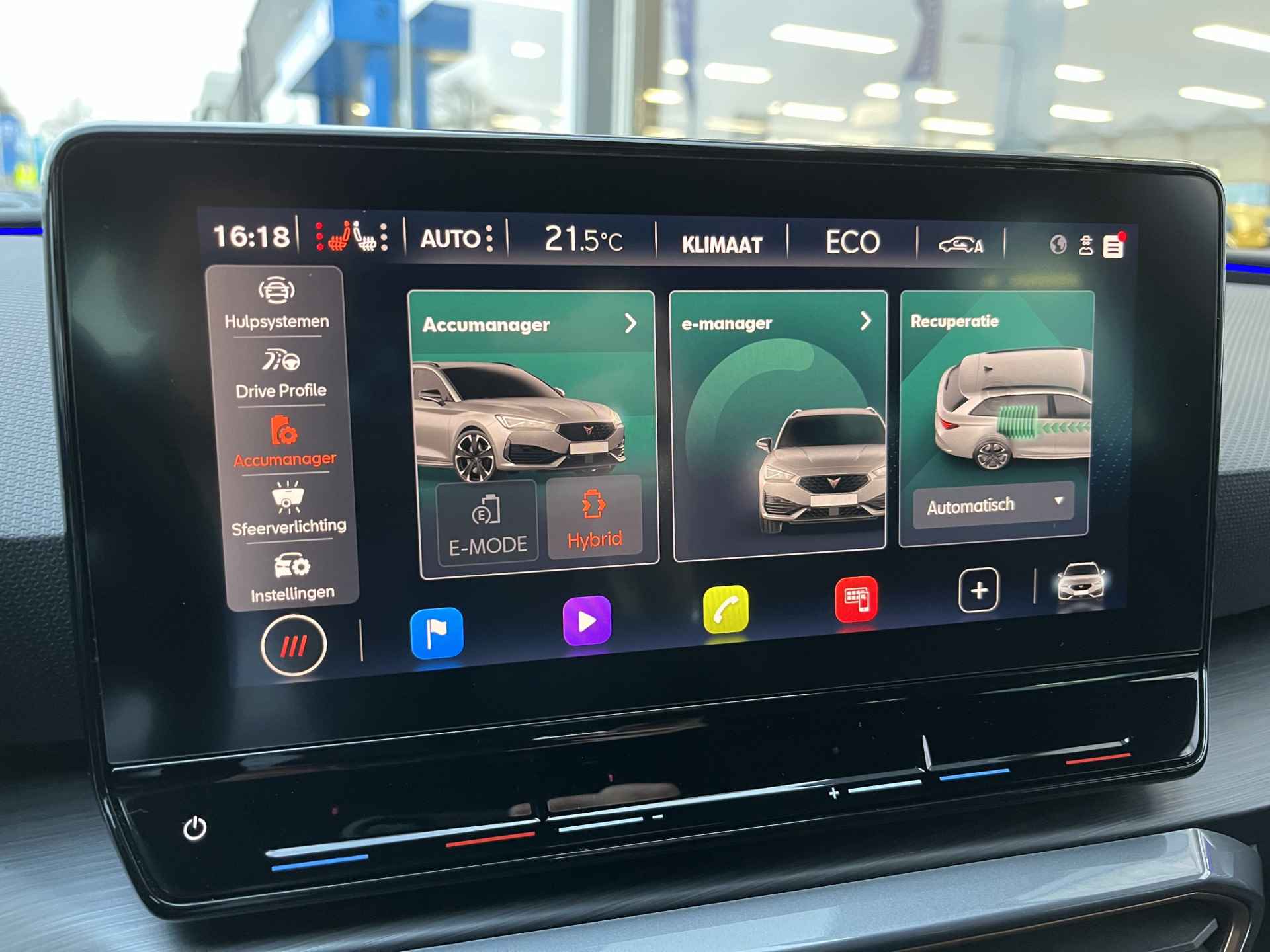 CUPRA Leon Sportstourer 1.4 e-Hybrid VZ Performance / AUTOMAAT/ 245 PK/ PANO/ CAMERA/ PARK. SENSOREN/ MATRIX/ DODE HOEK/ DCC/ KEYLESS/ STOEL-STUURVERWARM./ ADAPT. CRUISE/ APP CONNECT/ NAVI/ CLIMA/ DAB/ 19" LMV - 23/61