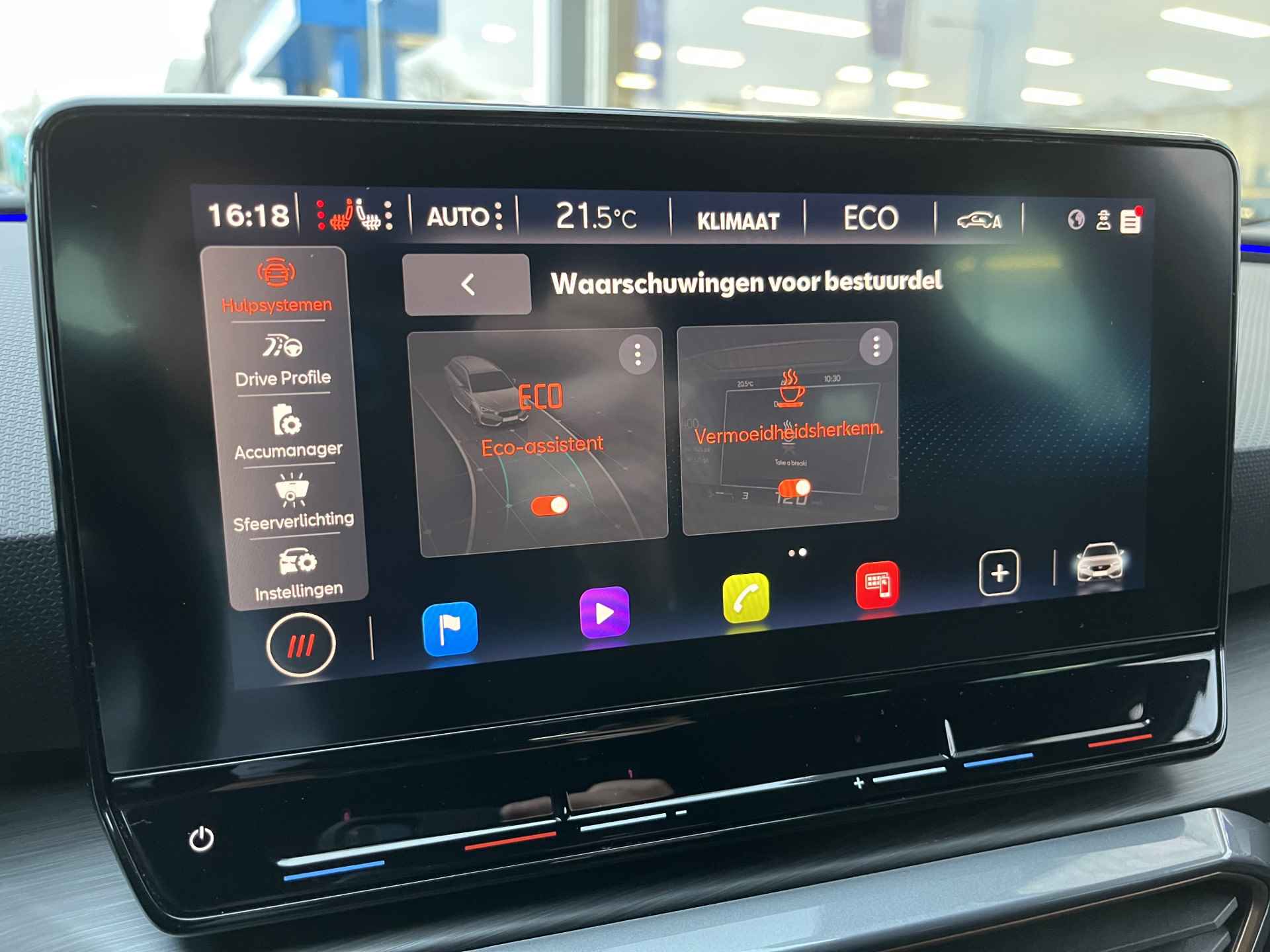 CUPRA Leon Sportstourer 1.4 e-Hybrid VZ Performance / AUTOMAAT/ 245 PK/ PANO/ CAMERA/ PARK. SENSOREN/ MATRIX/ DODE HOEK/ DCC/ KEYLESS/ STOEL-STUURVERWARM./ ADAPT. CRUISE/ APP CONNECT/ NAVI/ CLIMA/ DAB/ 19" LMV - 34/61